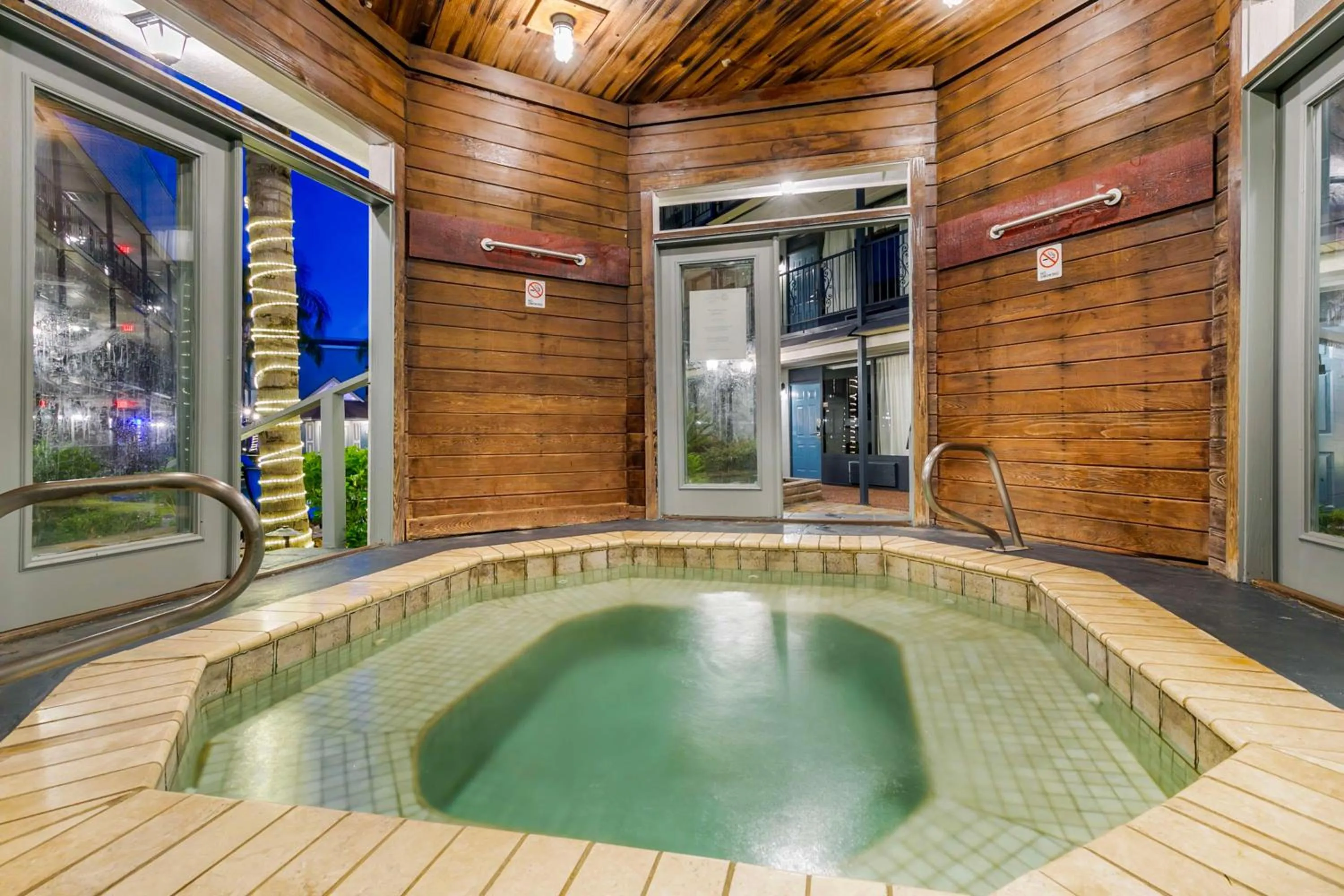 Spa and wellness centre/facilities in Best Western Plus Westbank