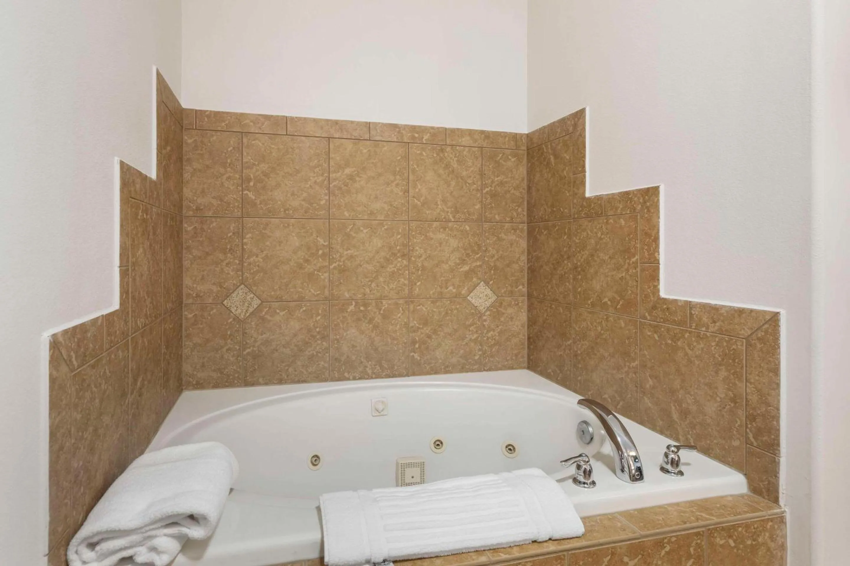 Bedroom, Bed in Comfort Inn & Suites Glenwood Springs On The River