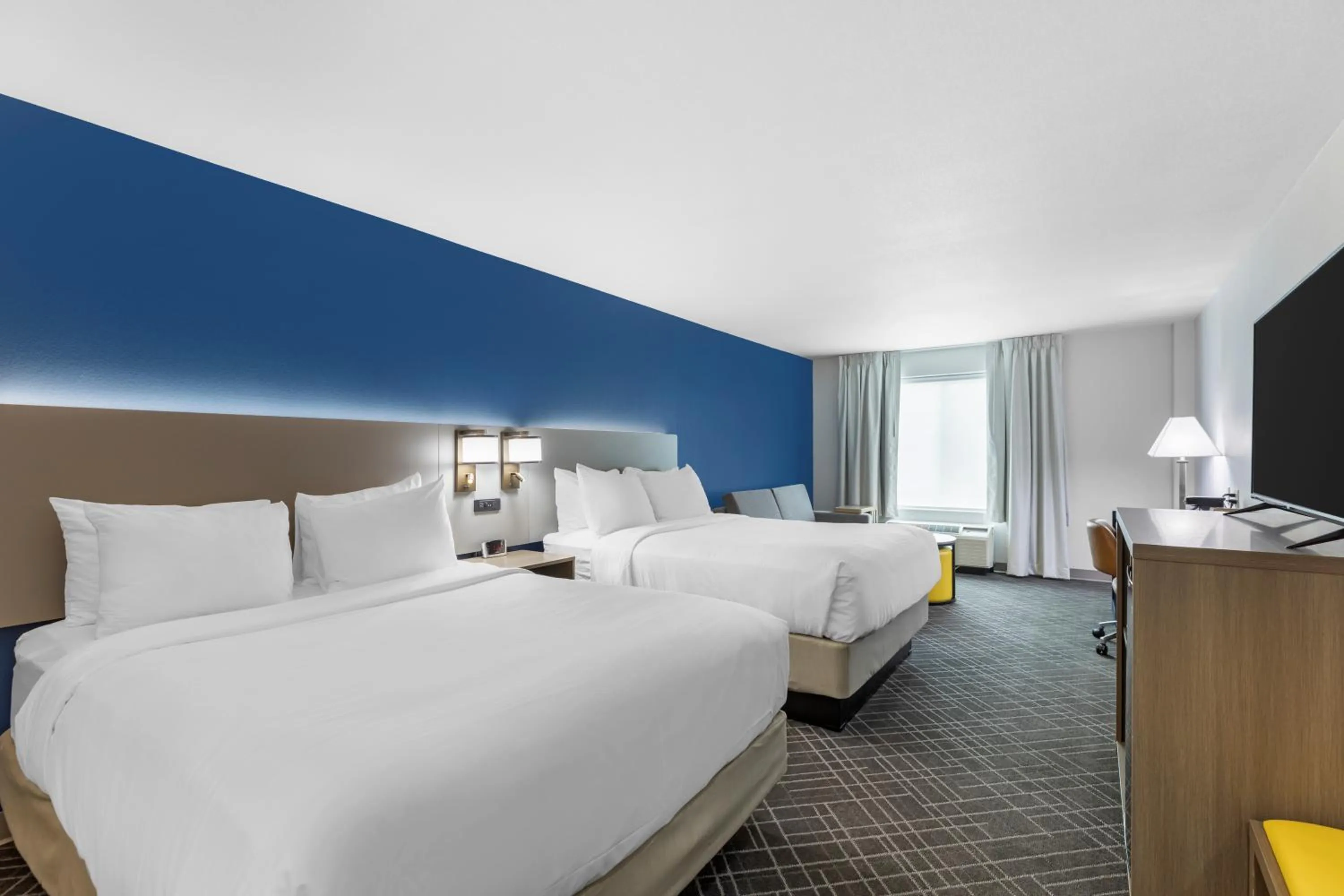 Bedroom, Bed in Comfort Inn & Suites Glenwood Springs On The River