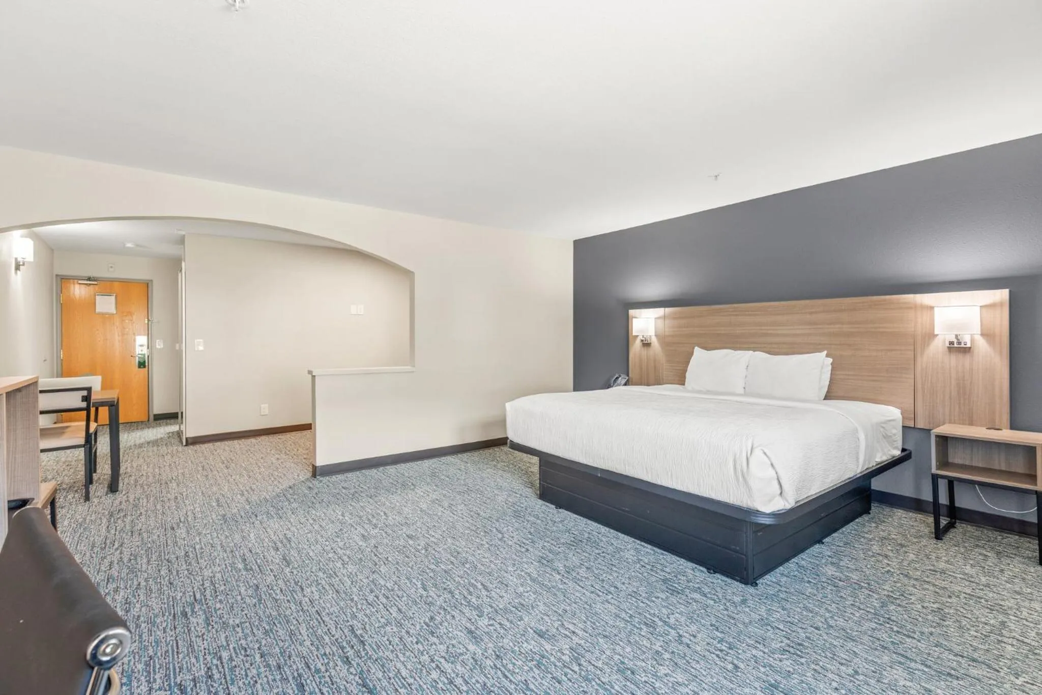 Bedroom, Bed in Quality Inn & Suites On The River