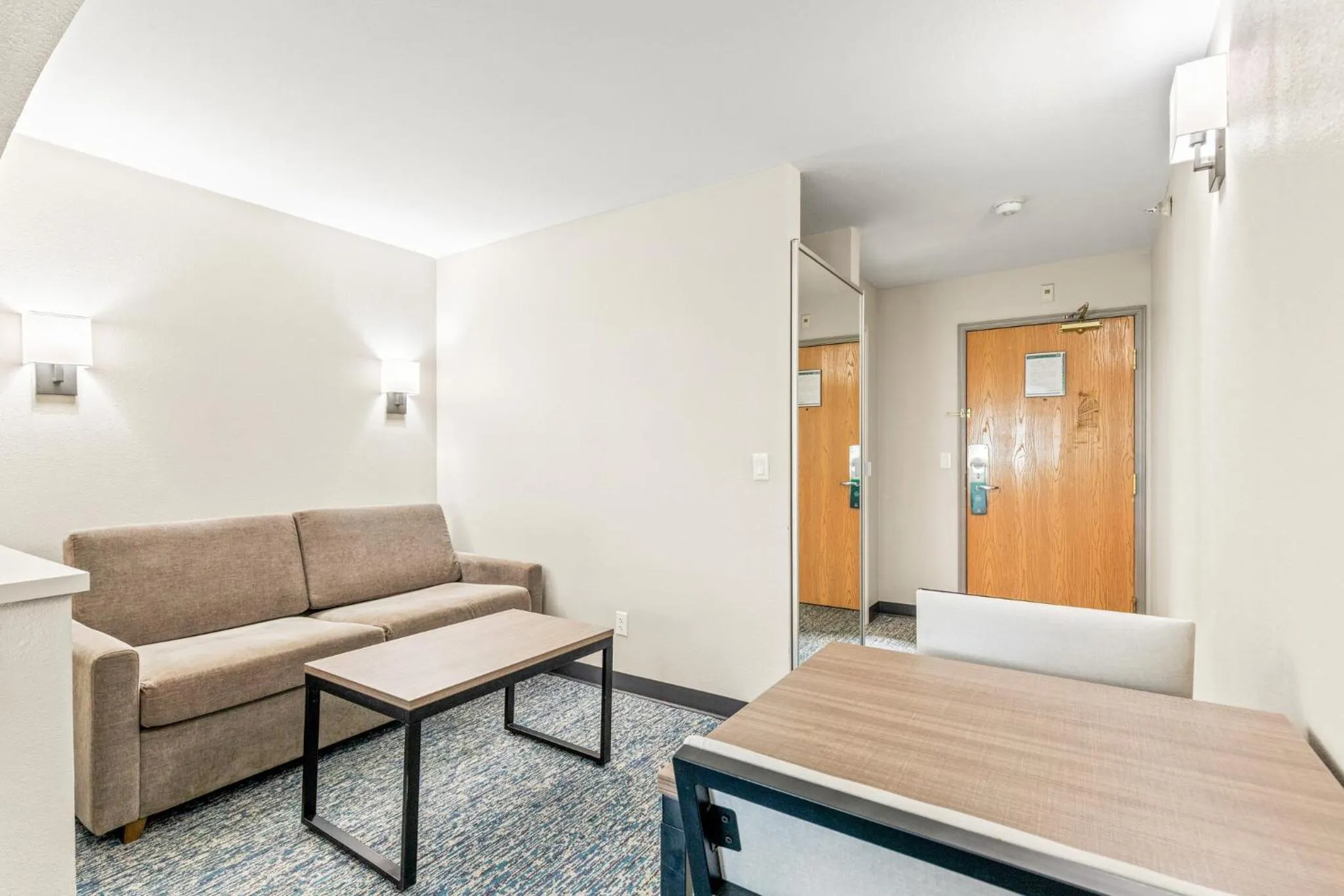 Seating area in Quality Inn & Suites On The River