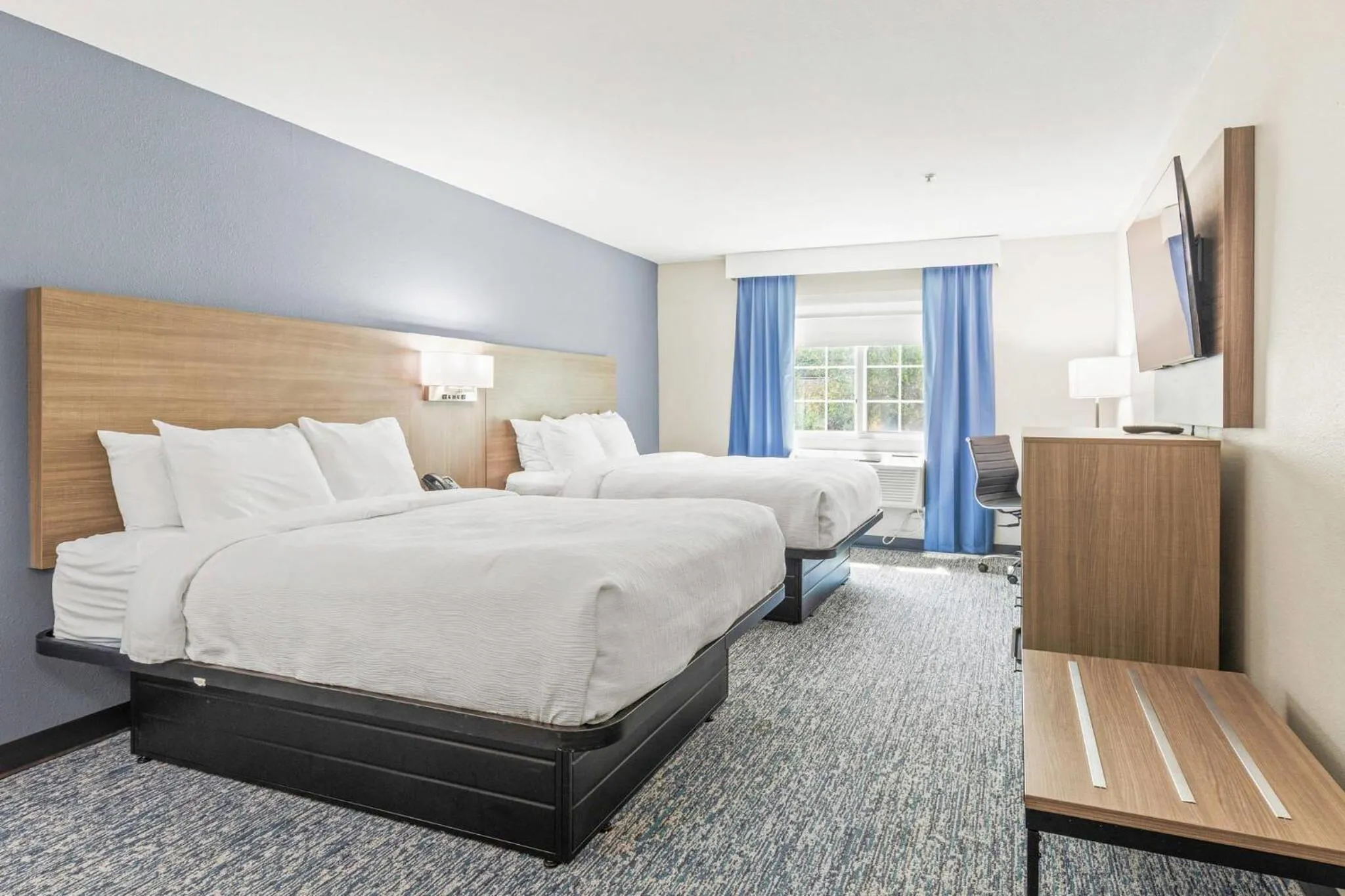 Bedroom, Bed in Quality Inn & Suites On The River