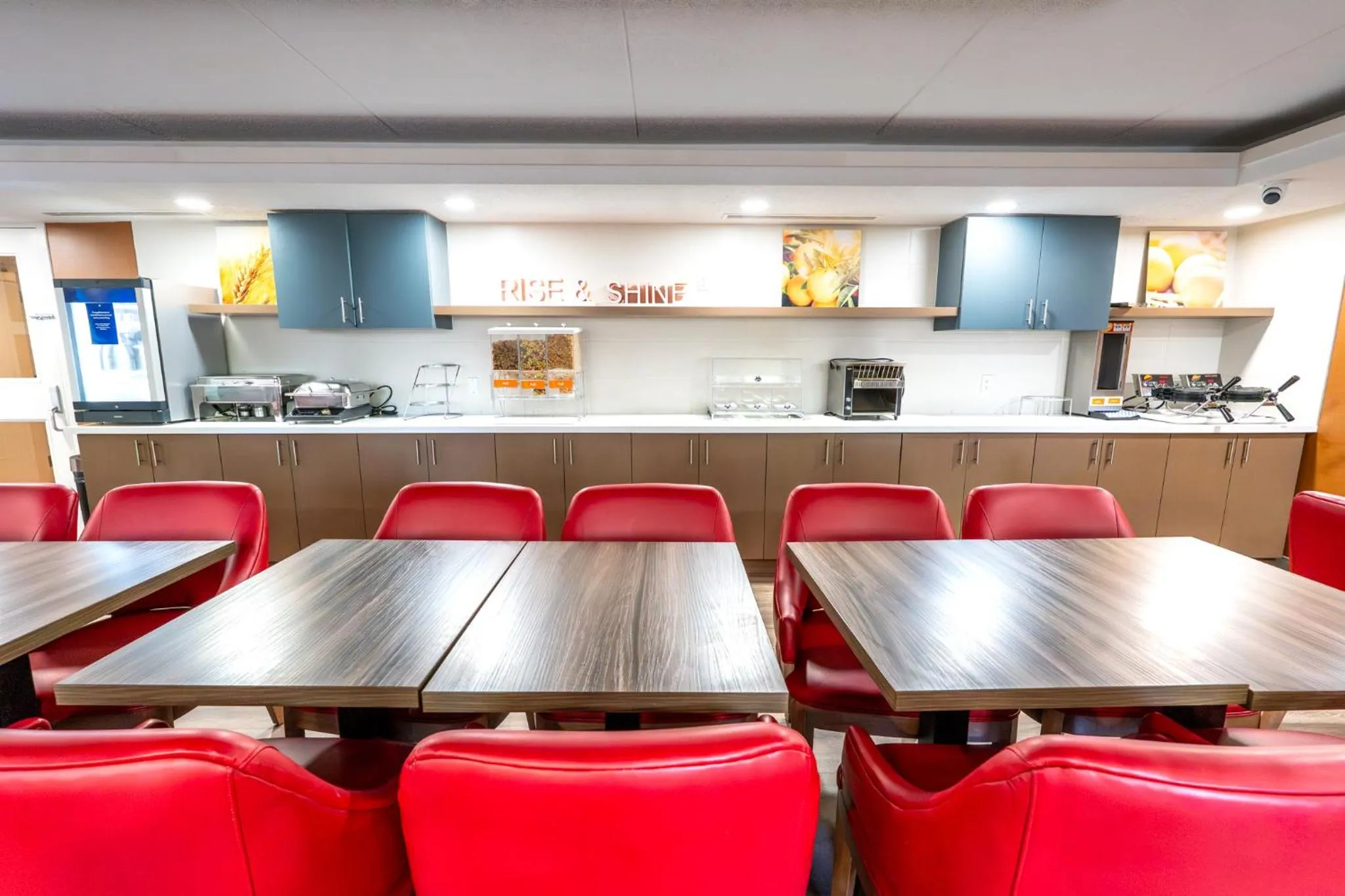 Breakfast in Comfort Suites