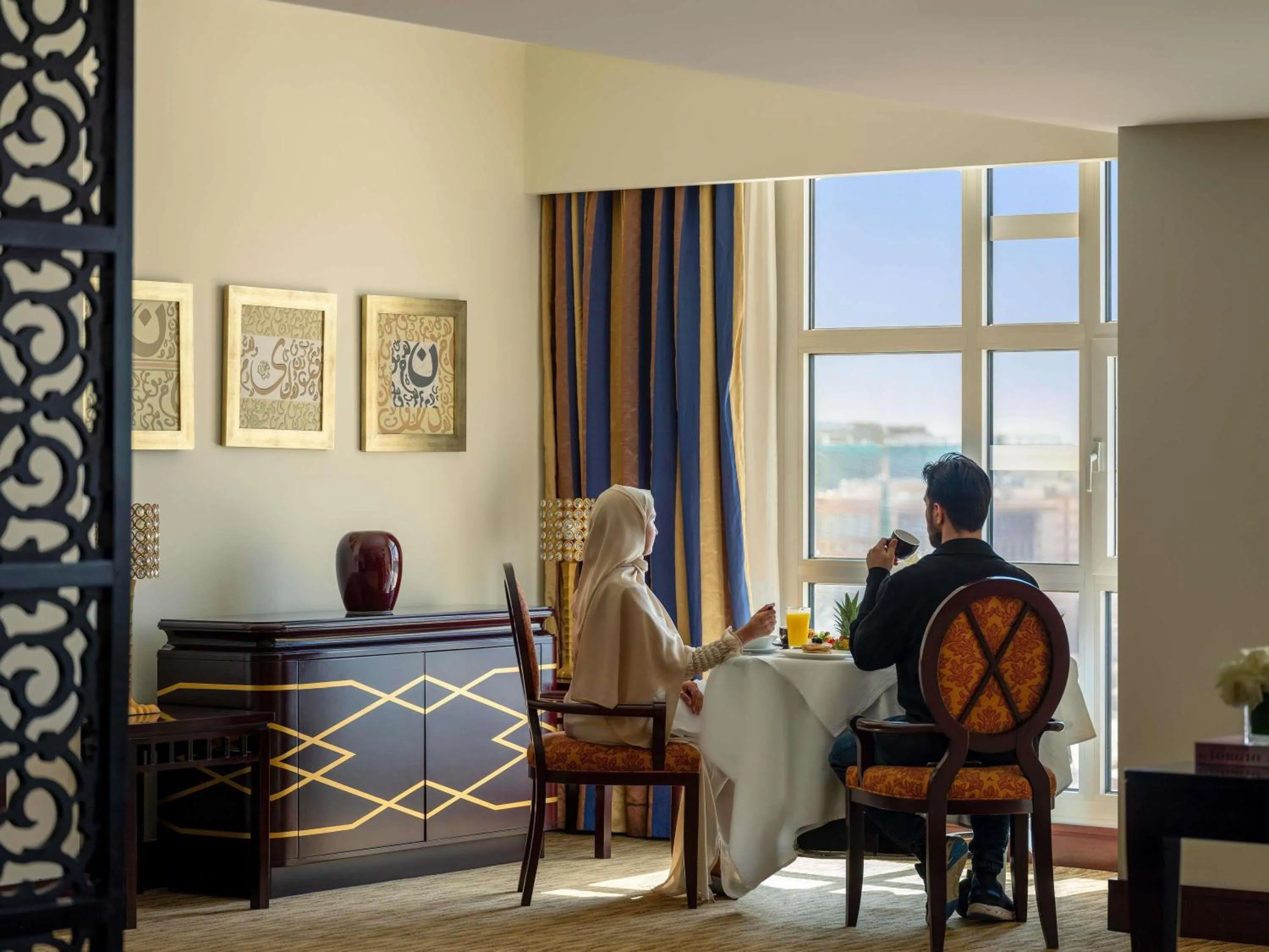 Bedroom in Anwar Al Madinah Mövenpick