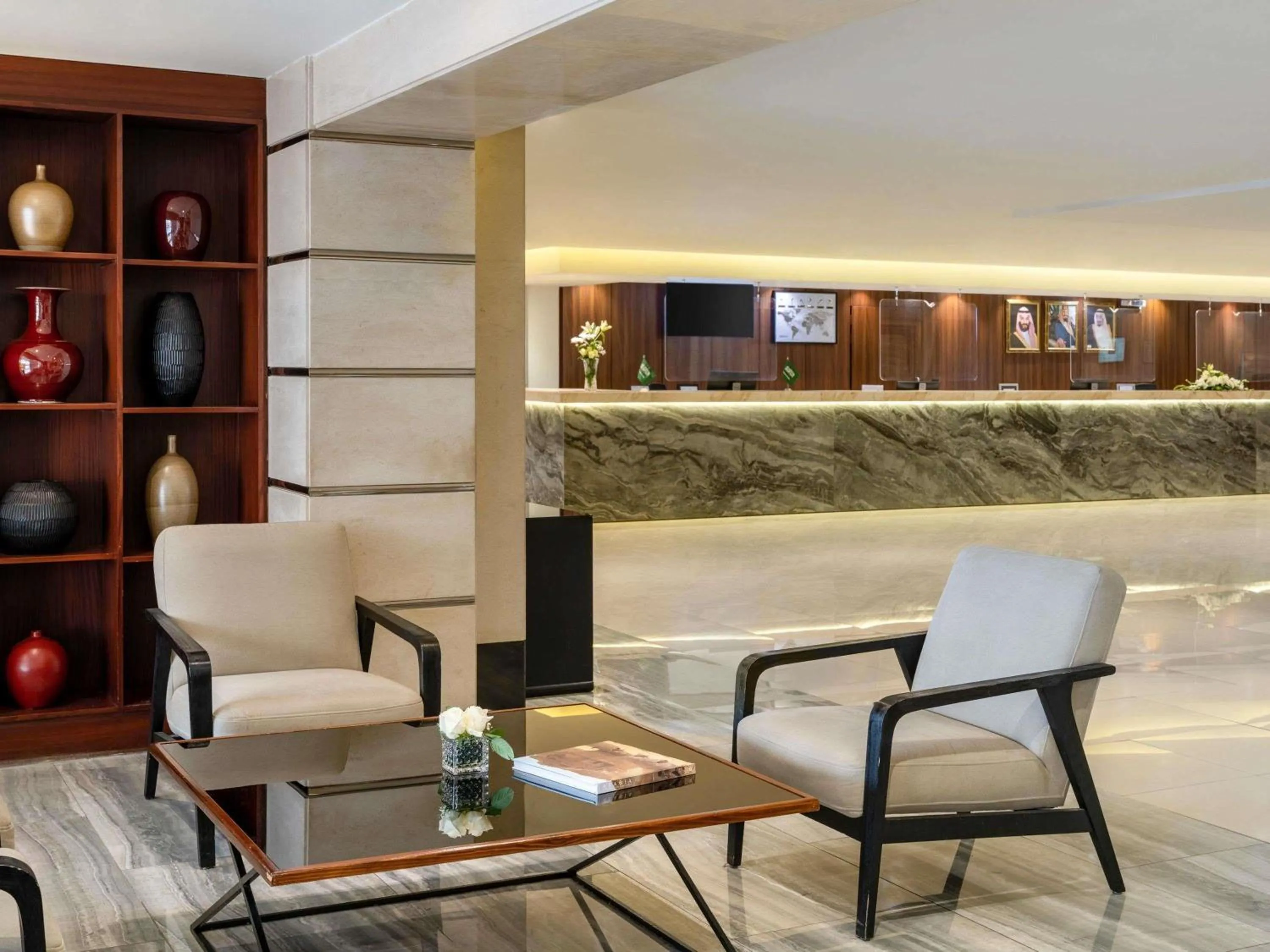 Property building in Anwar Al Madinah Mövenpick