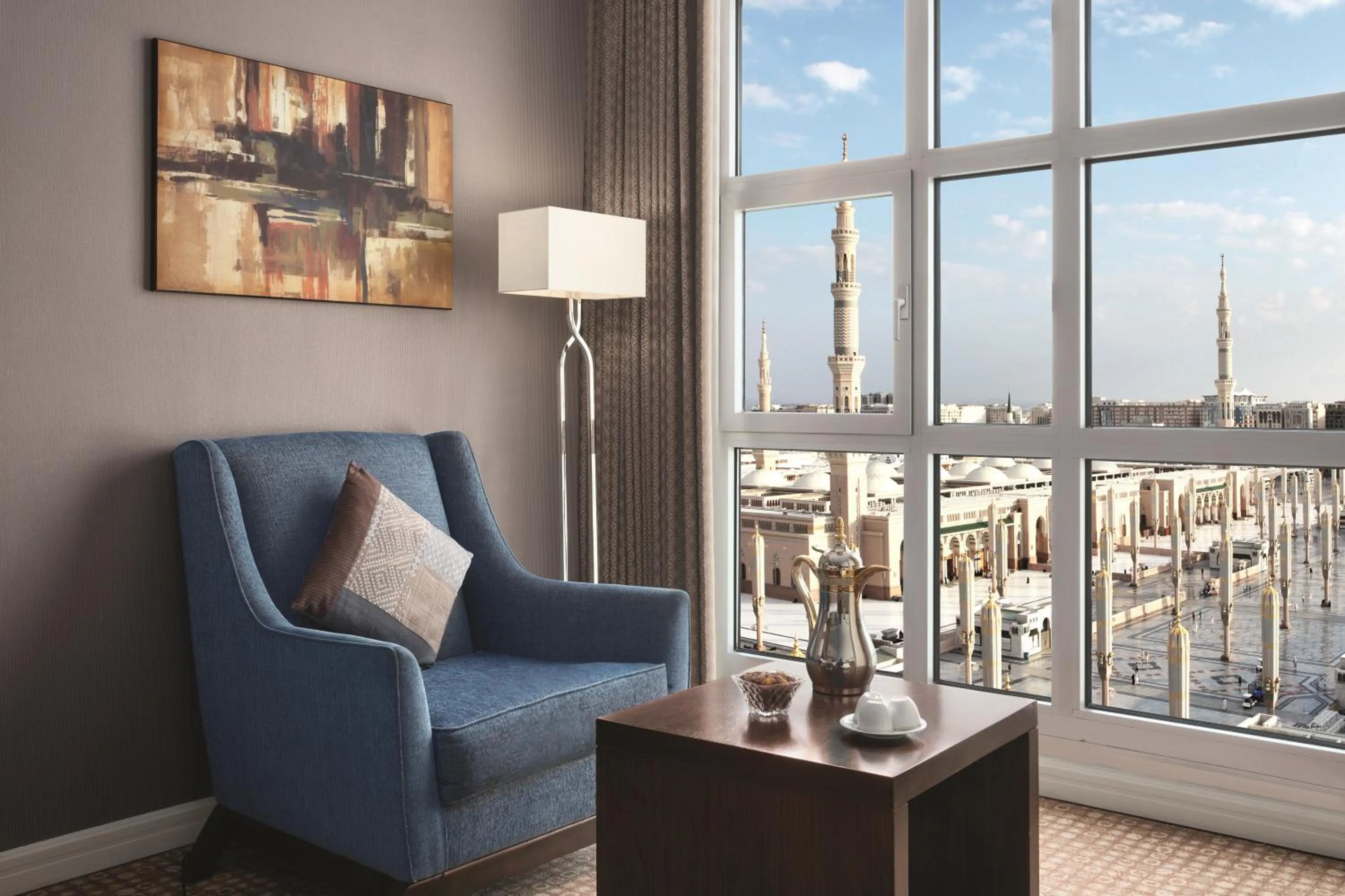 Living room in Anwar Al Madinah Mövenpick