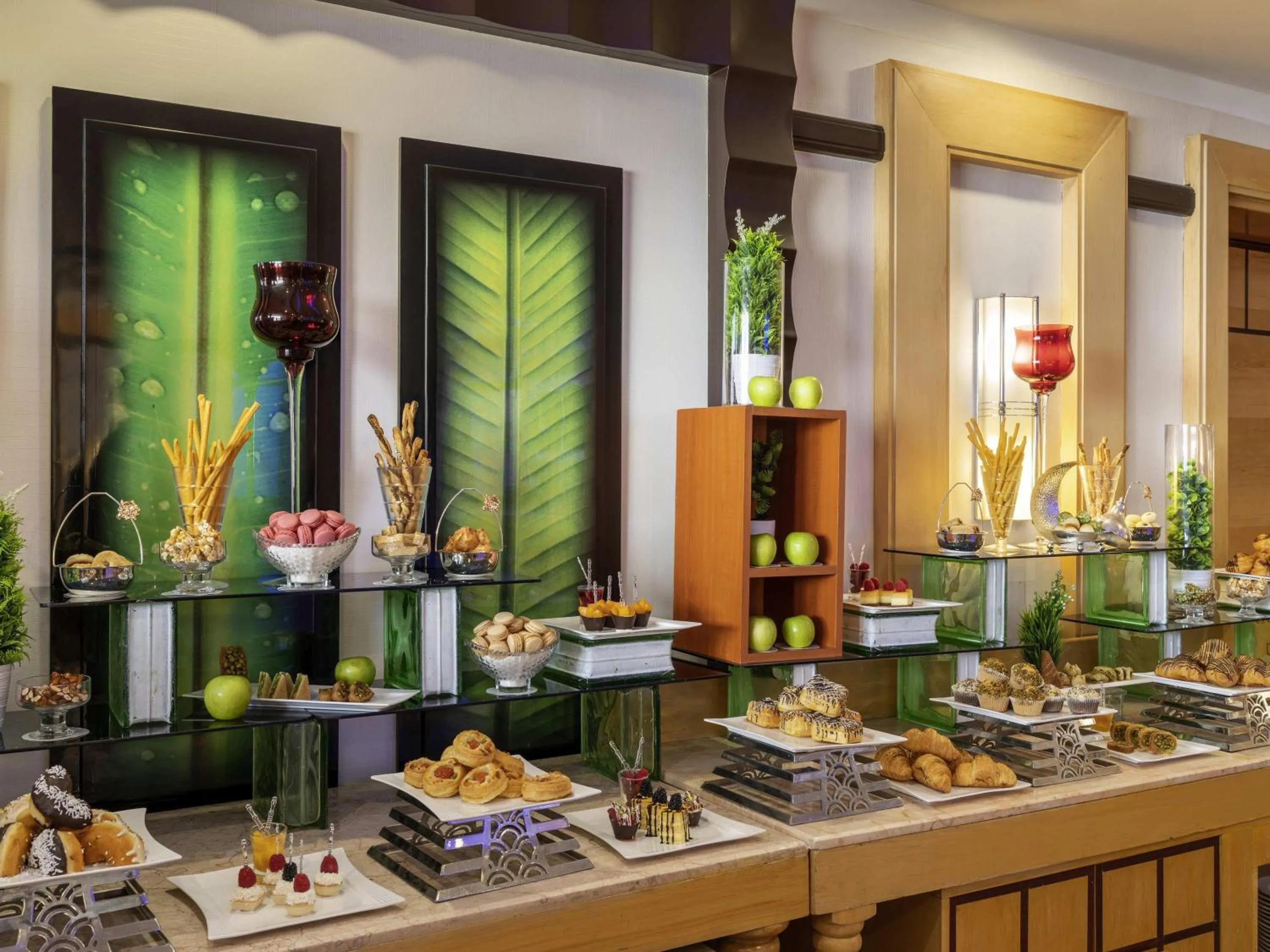 Meeting/conference room in Anwar Al Madinah Mövenpick