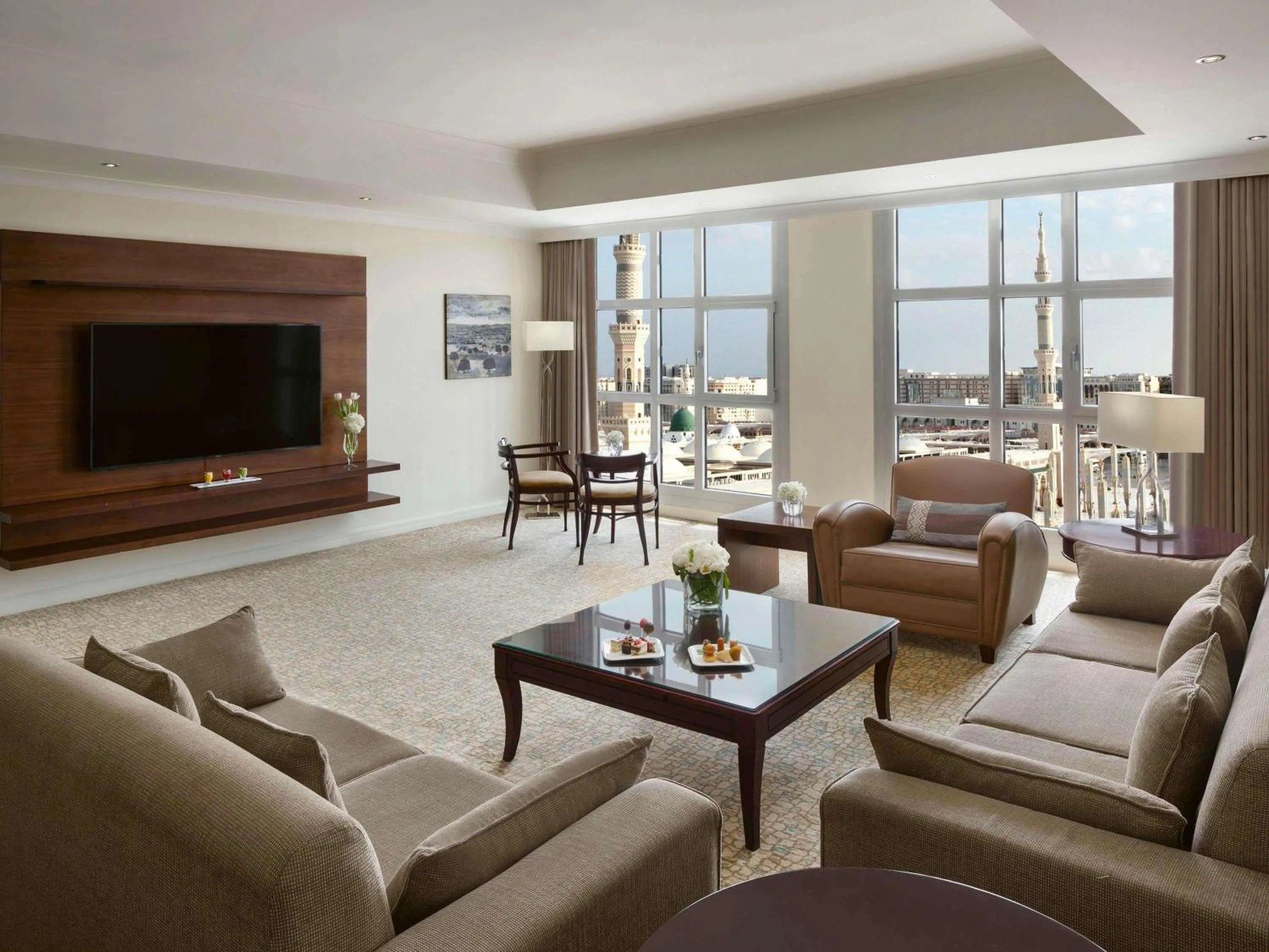 Bedroom in Anwar Al Madinah Mövenpick