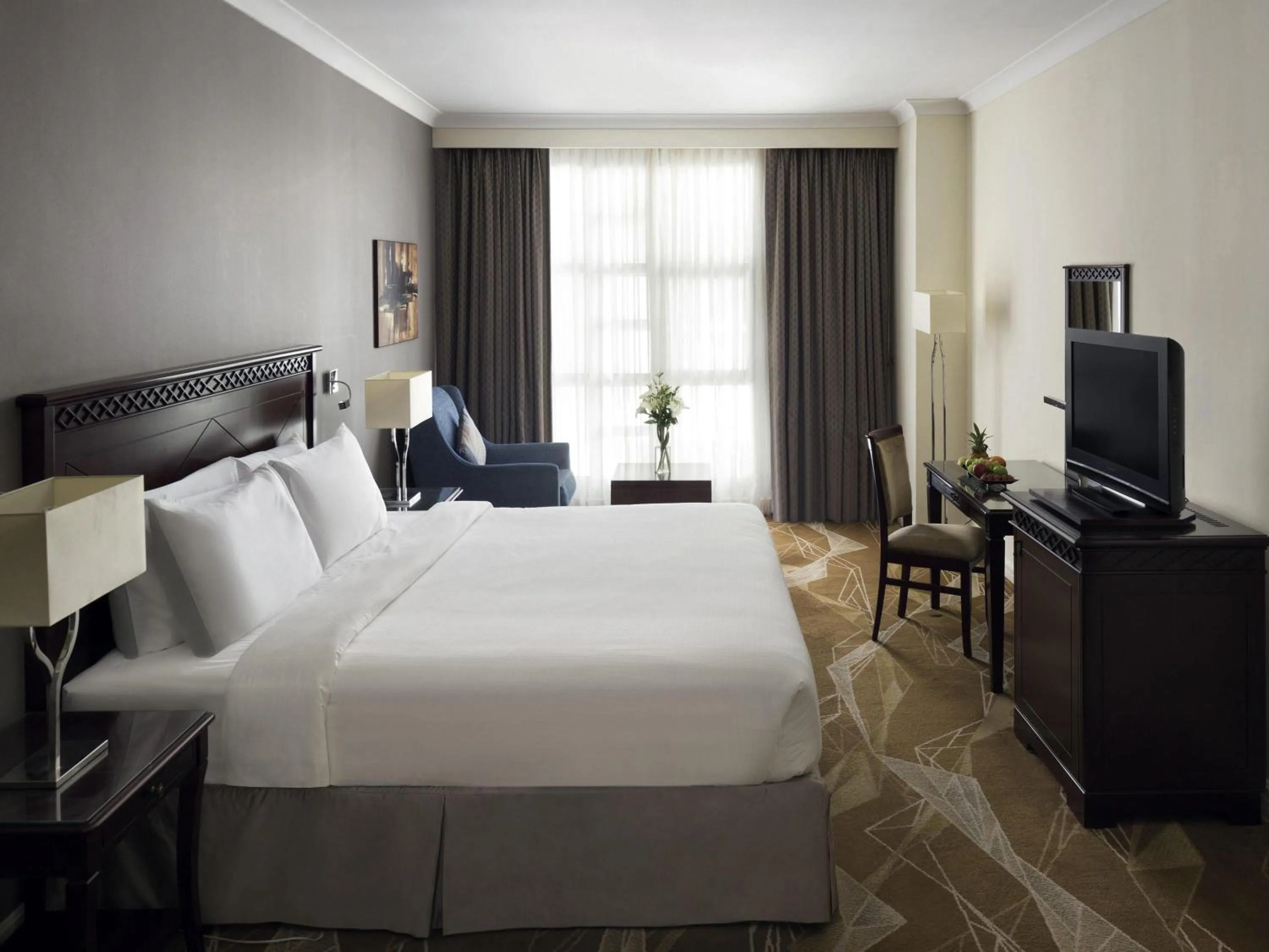 Photo of the whole room, Bed in Anwar Al Madinah Mövenpick