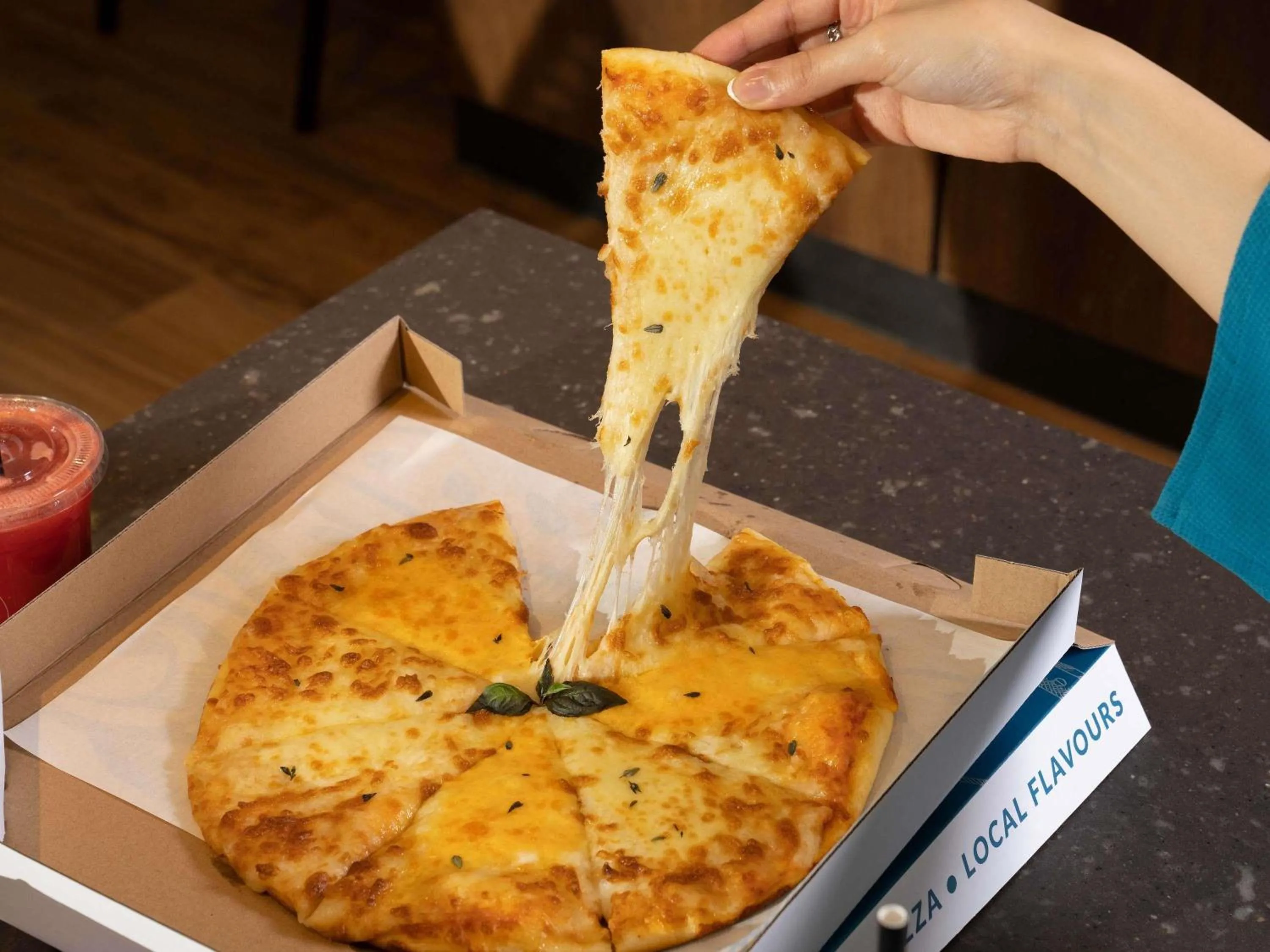 Restaurant/places to eat in Anwar Al Madinah Mövenpick