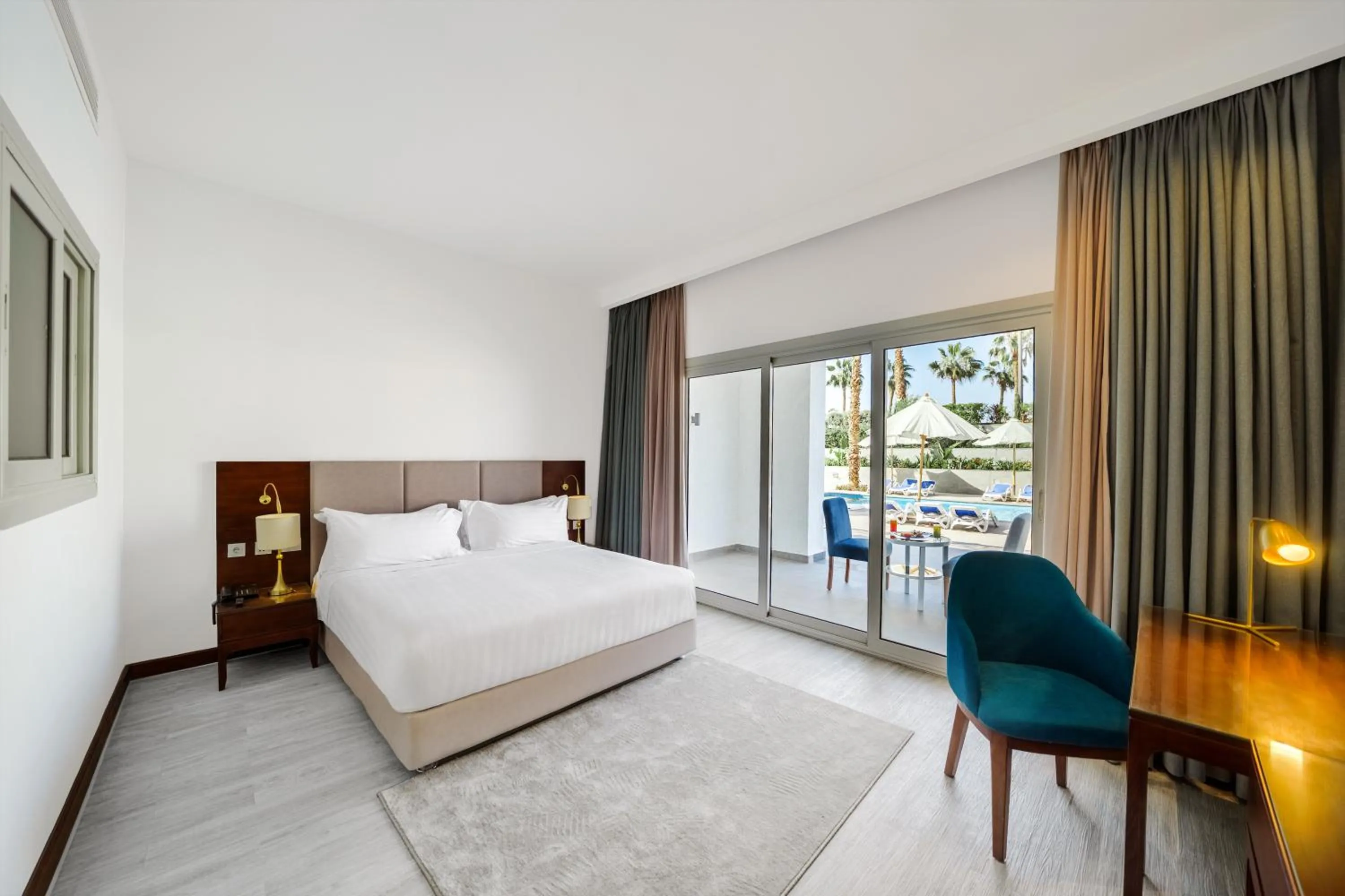 Bedroom, Bed in Porto Sokhna Hotel & Spa