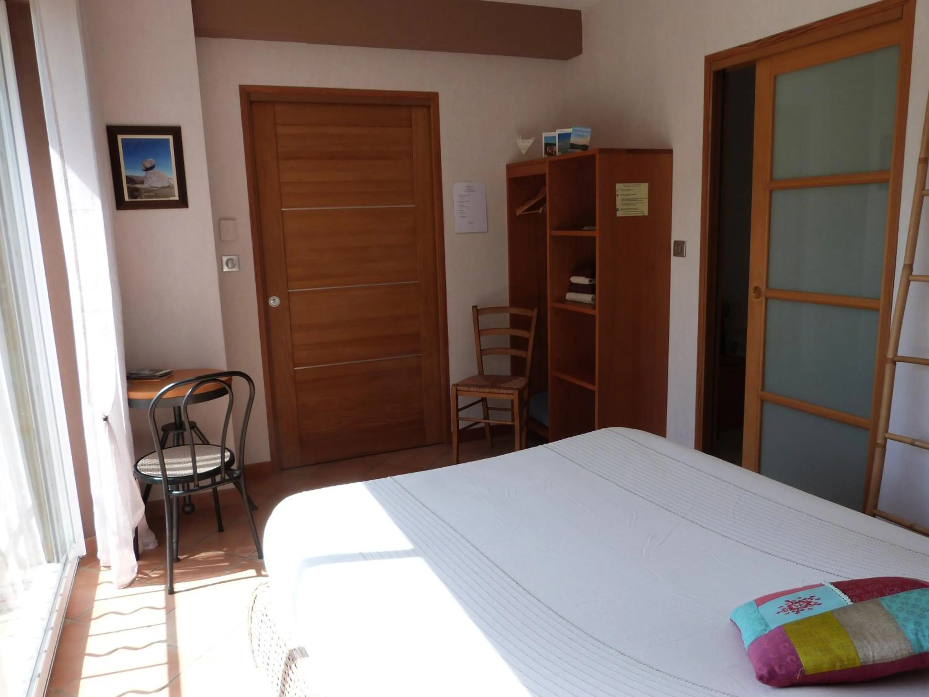 Bedroom, Bed in La Reine des prés Chambres d'Hôtes