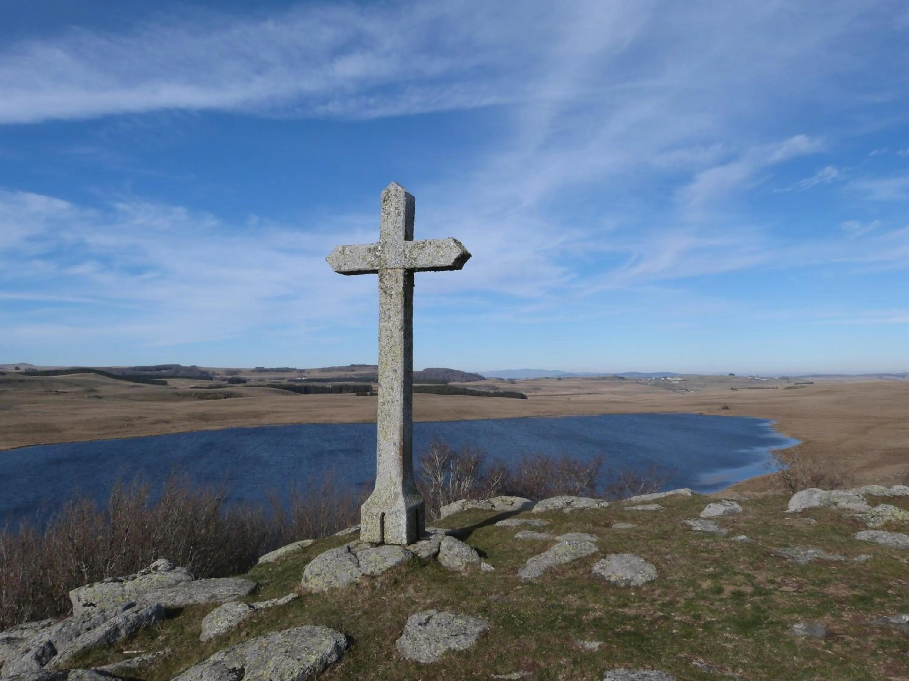 Lake view in La Reine des prés Chambres d'Hôtes