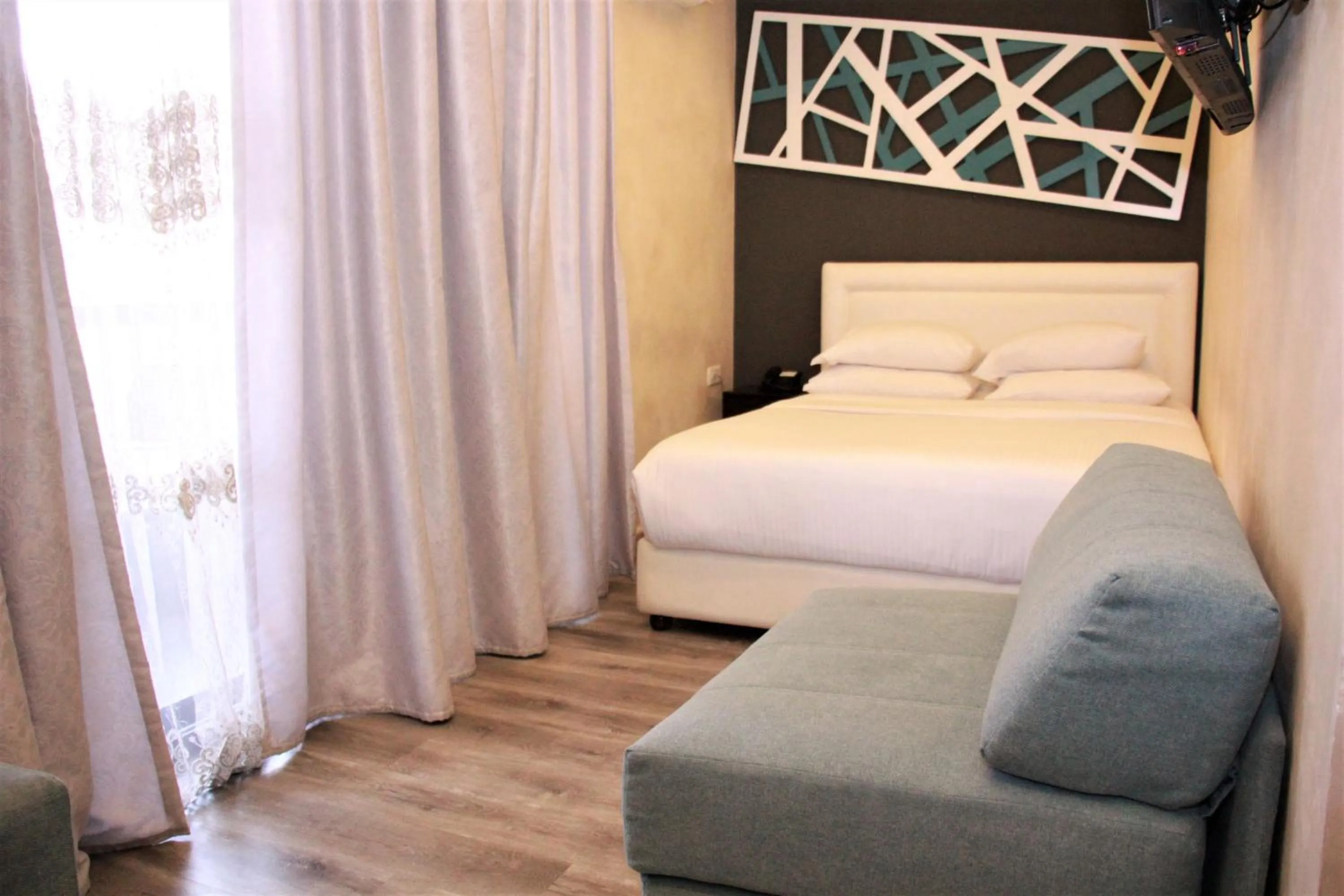 Bed in Beverly Hotel Beirut