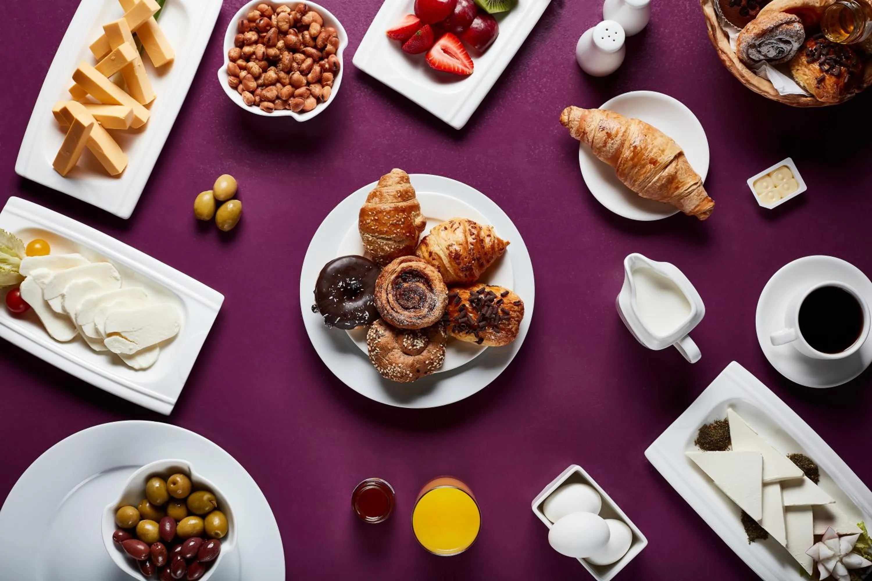 Food close-up in Makarem Umm Al Qura Hotel
