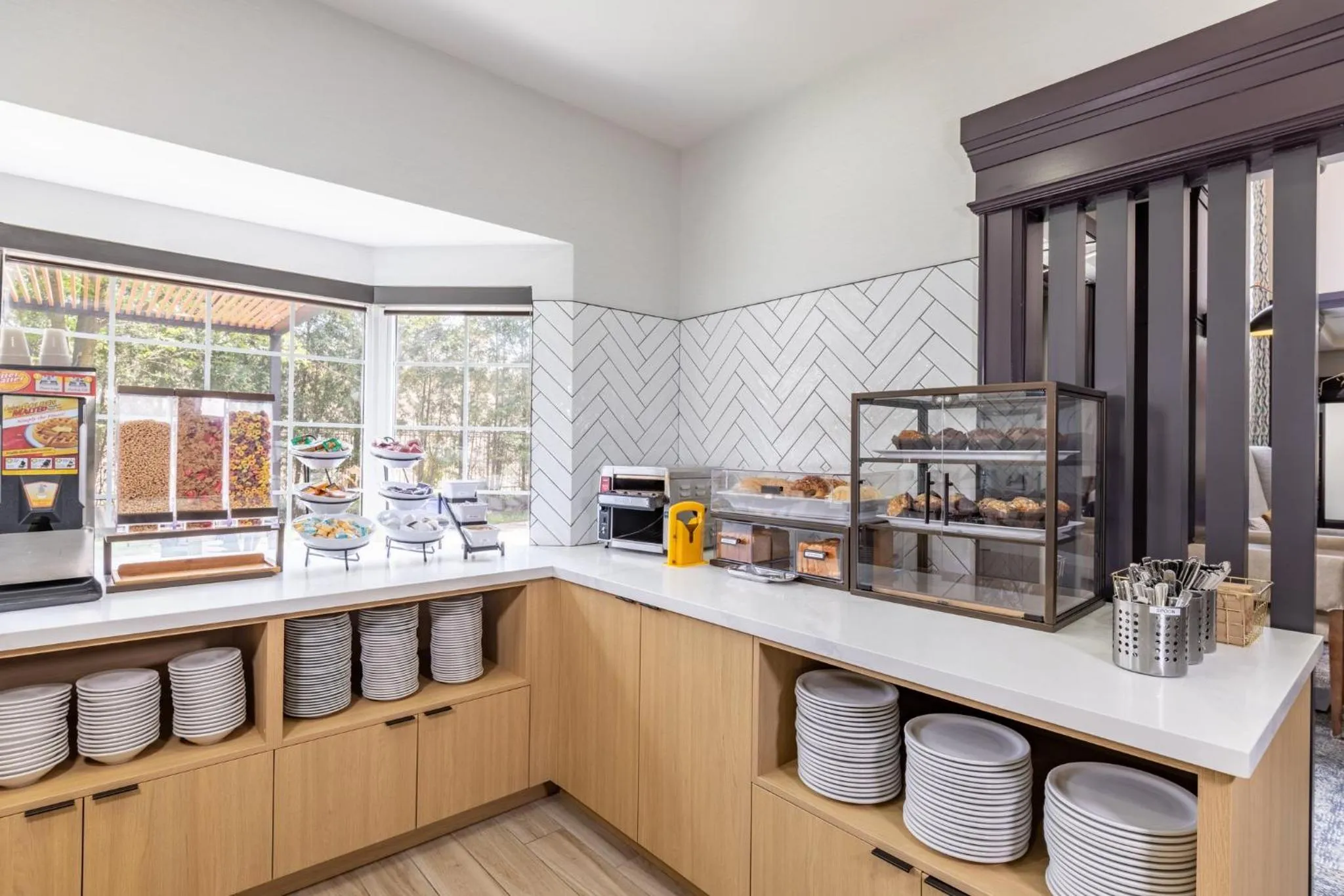 Restaurant/places to eat in Staybridge Suites Guelph by IHG