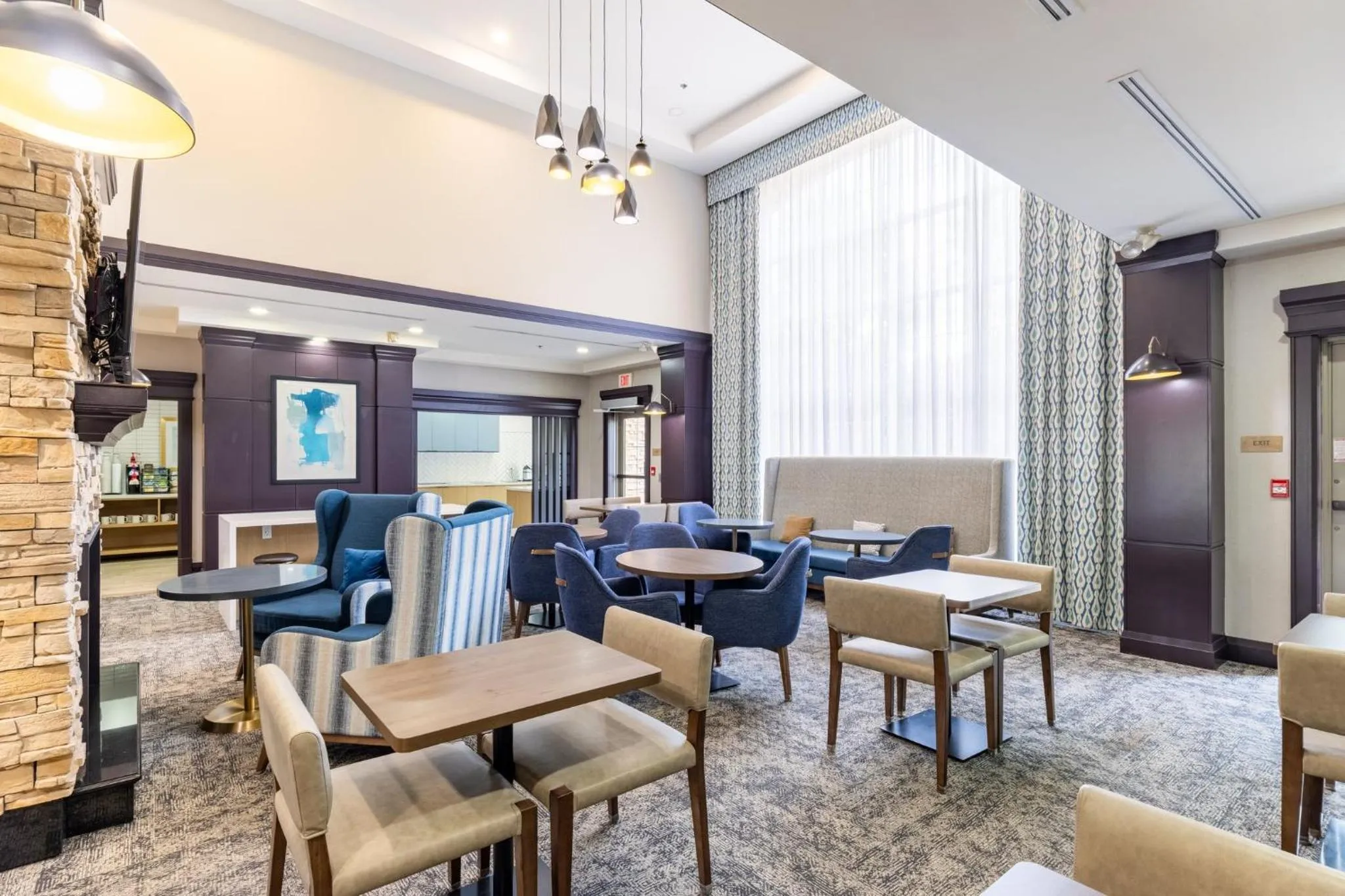 Restaurant/places to eat in Staybridge Suites Guelph by IHG