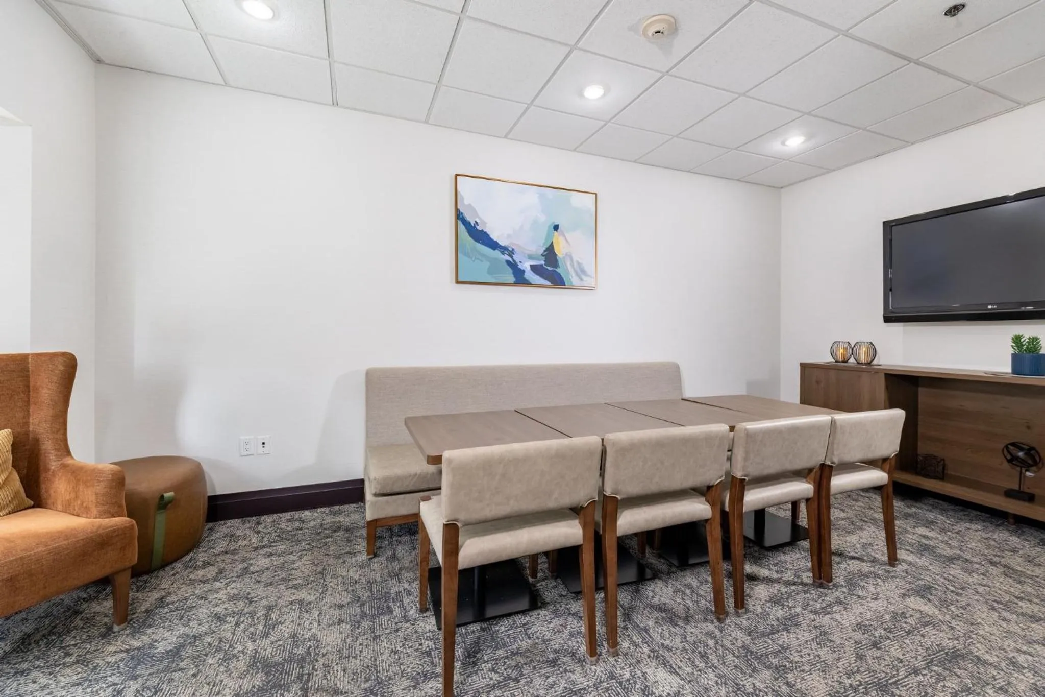 Fitness centre/facilities in Staybridge Suites Guelph by IHG