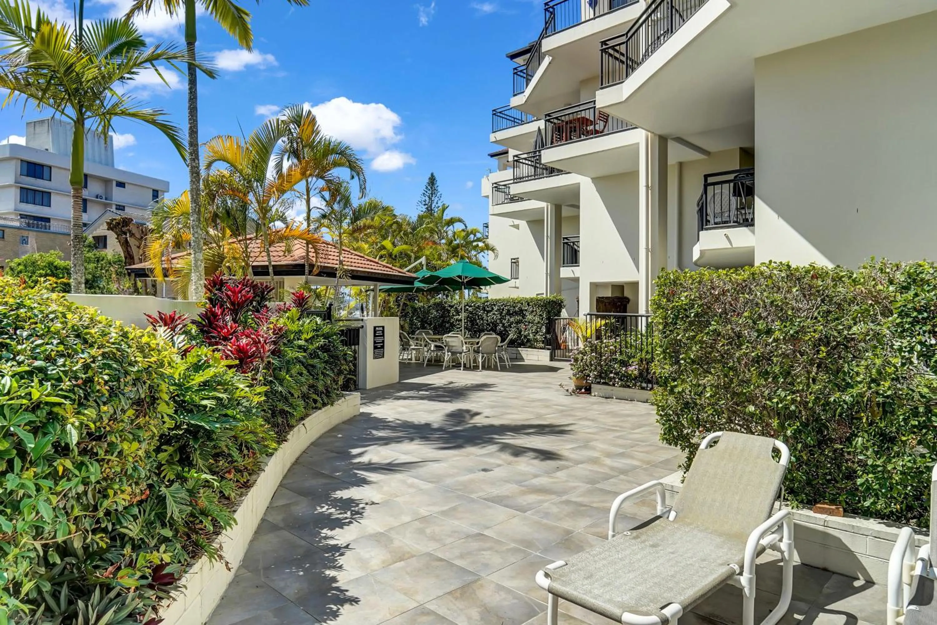 Property building in Windsurfer Resort