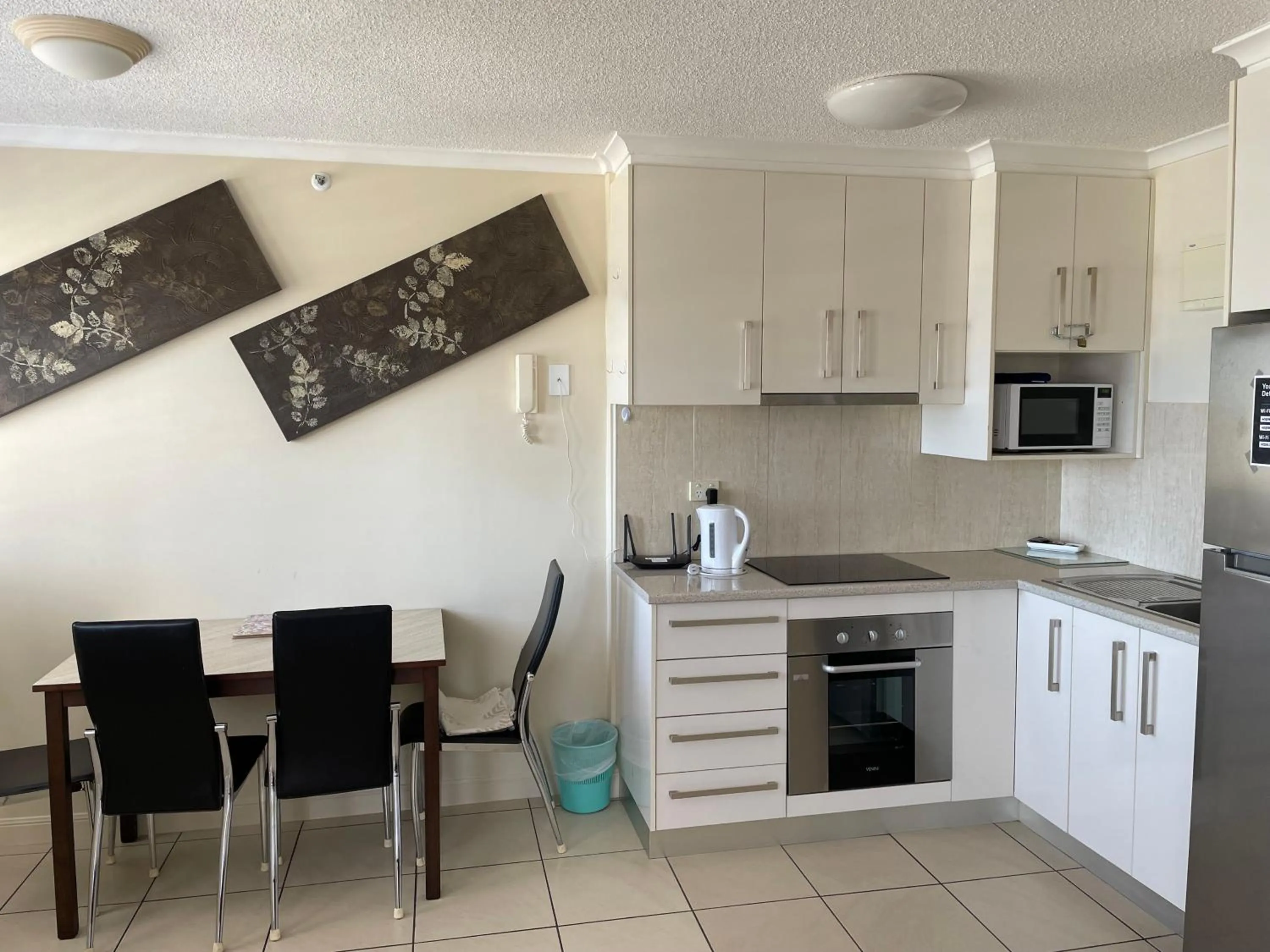 Internal: Not applicable to any particular room in Windsurfer Resort