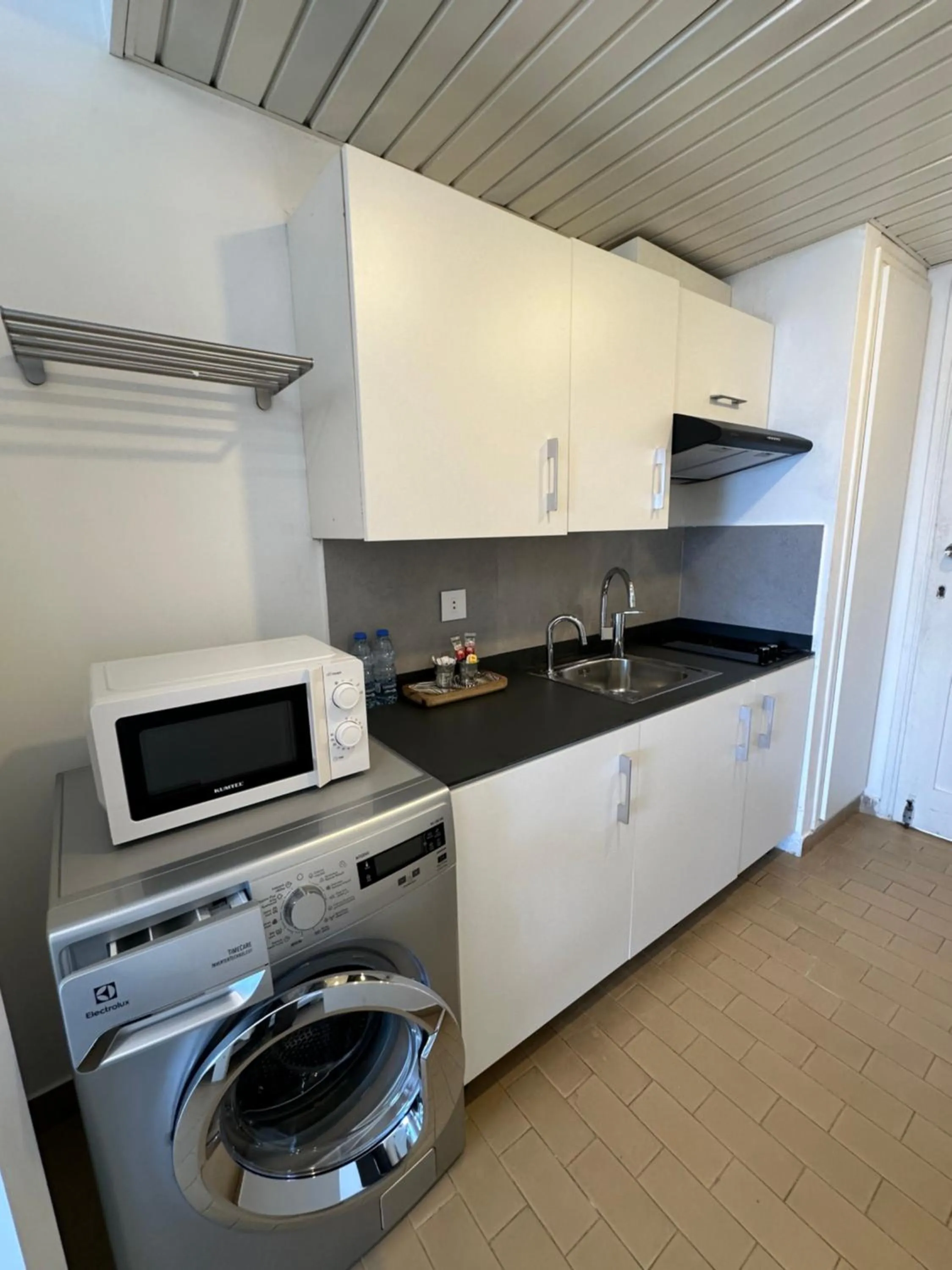 Kitchen or kitchenette in St Paul Resort