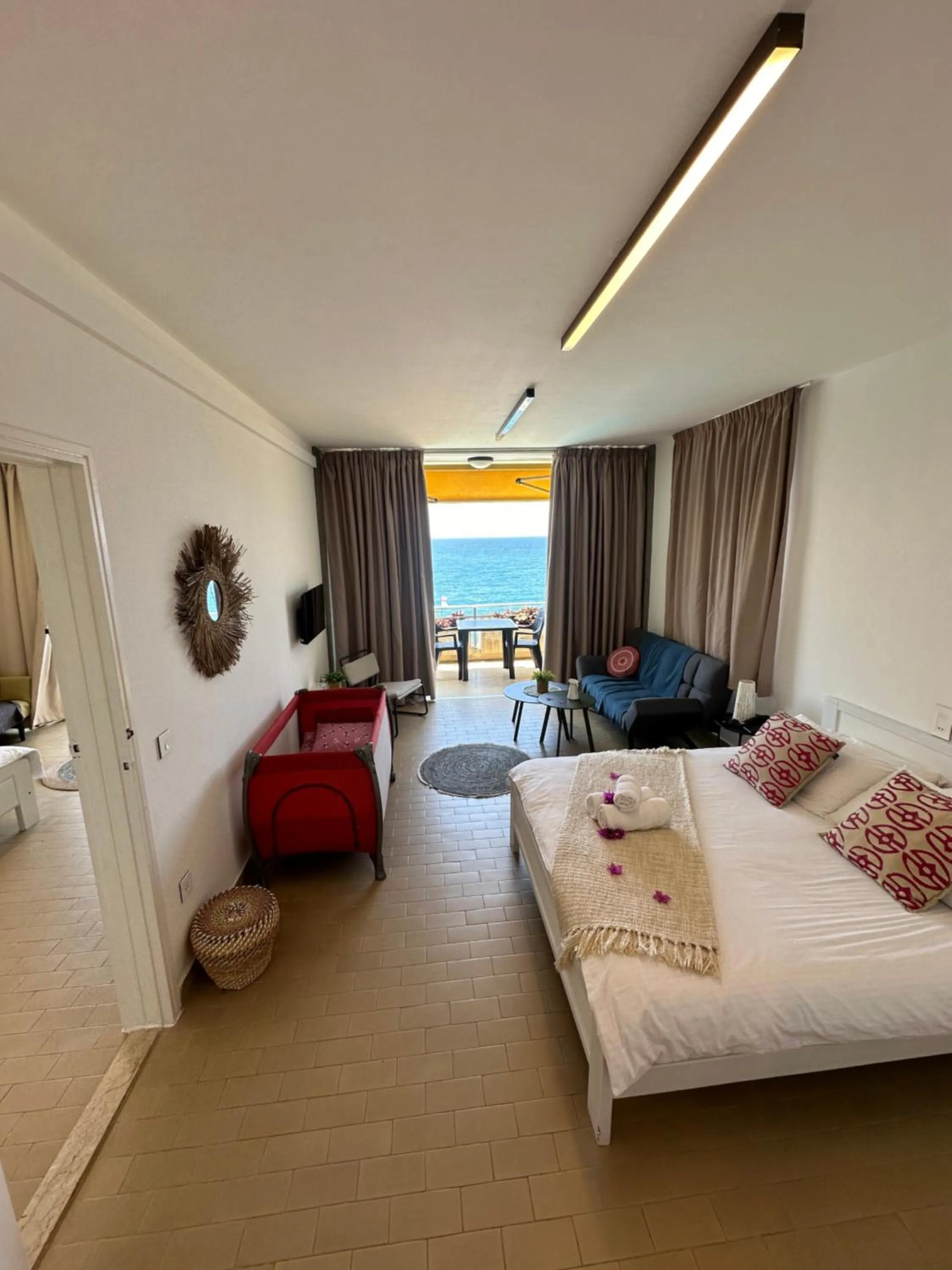 Photo of the whole room, Bed in St Paul Resort