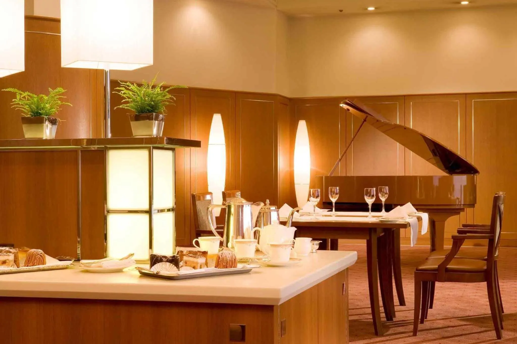 Restaurant/places to eat in The Cypress Mercure Hotel Nagoya