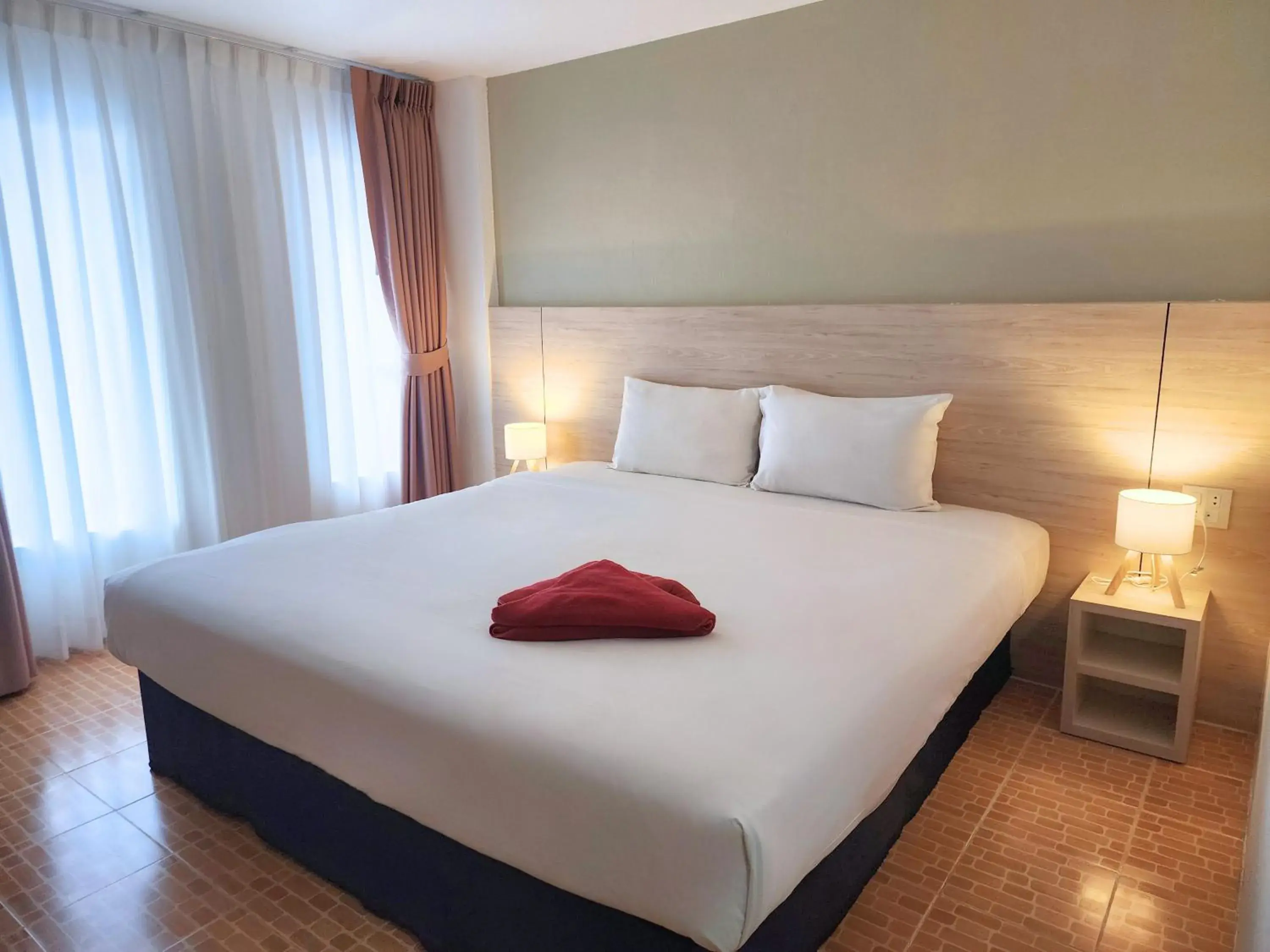 Superior Room City View in The Palace Aonang Resort Superior Room City View in The Palace Aonang Resort