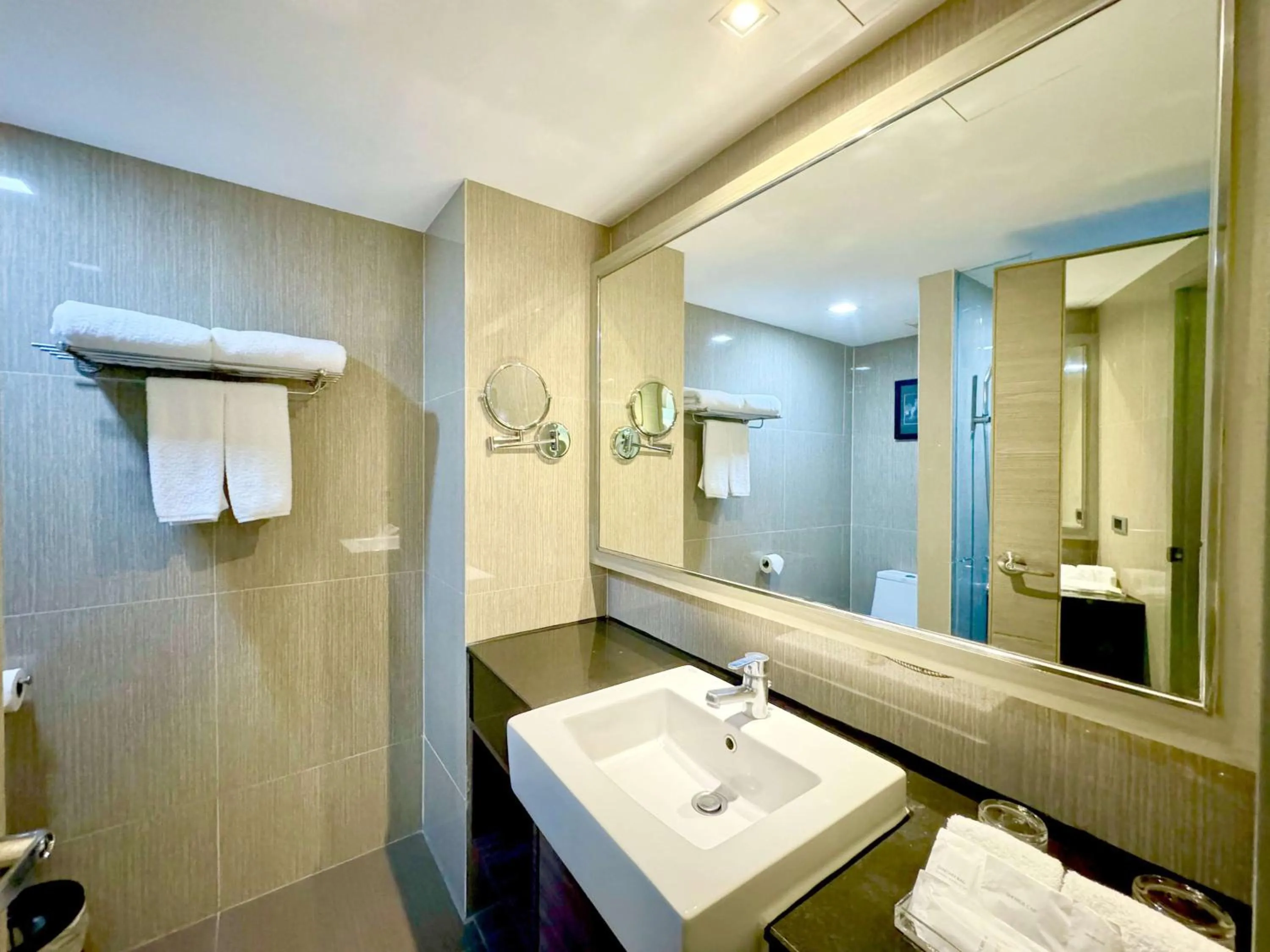 Bathroom in Ramada Sukhumvit Soi Eleven