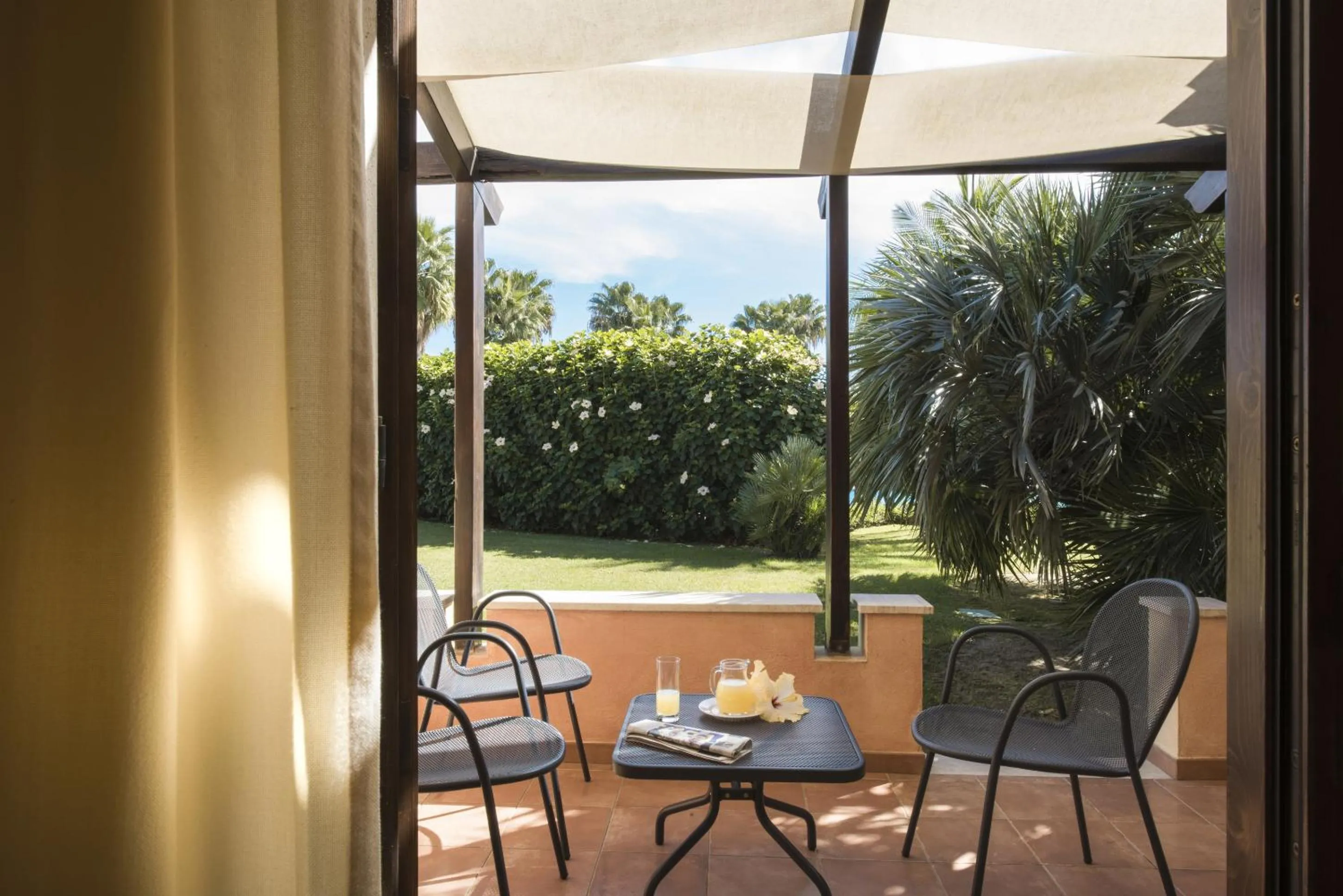 Balcony/Terrace in Lantana Resort Hotel&Apartments