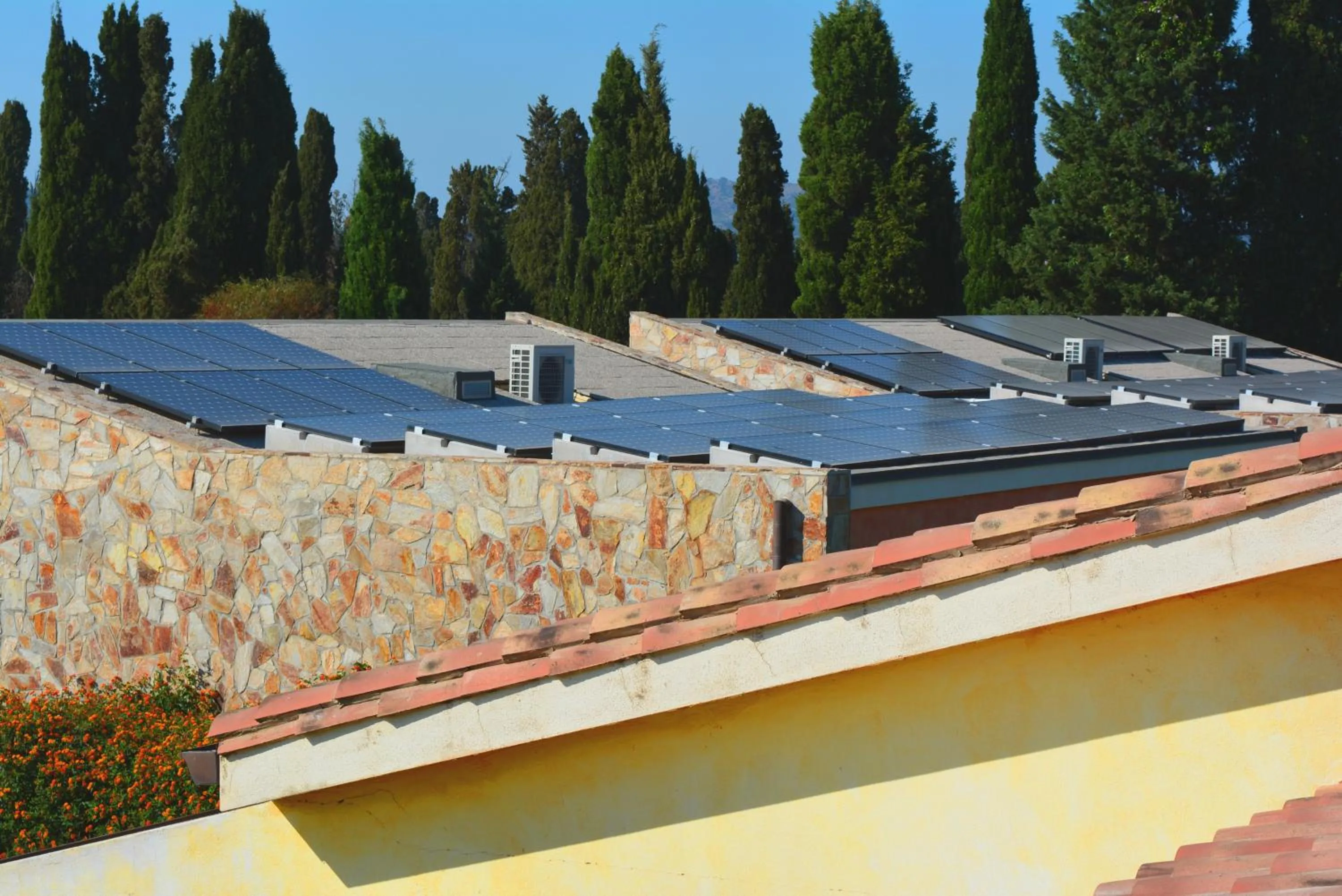 Property building in Lantana Resort Hotel&Apartments