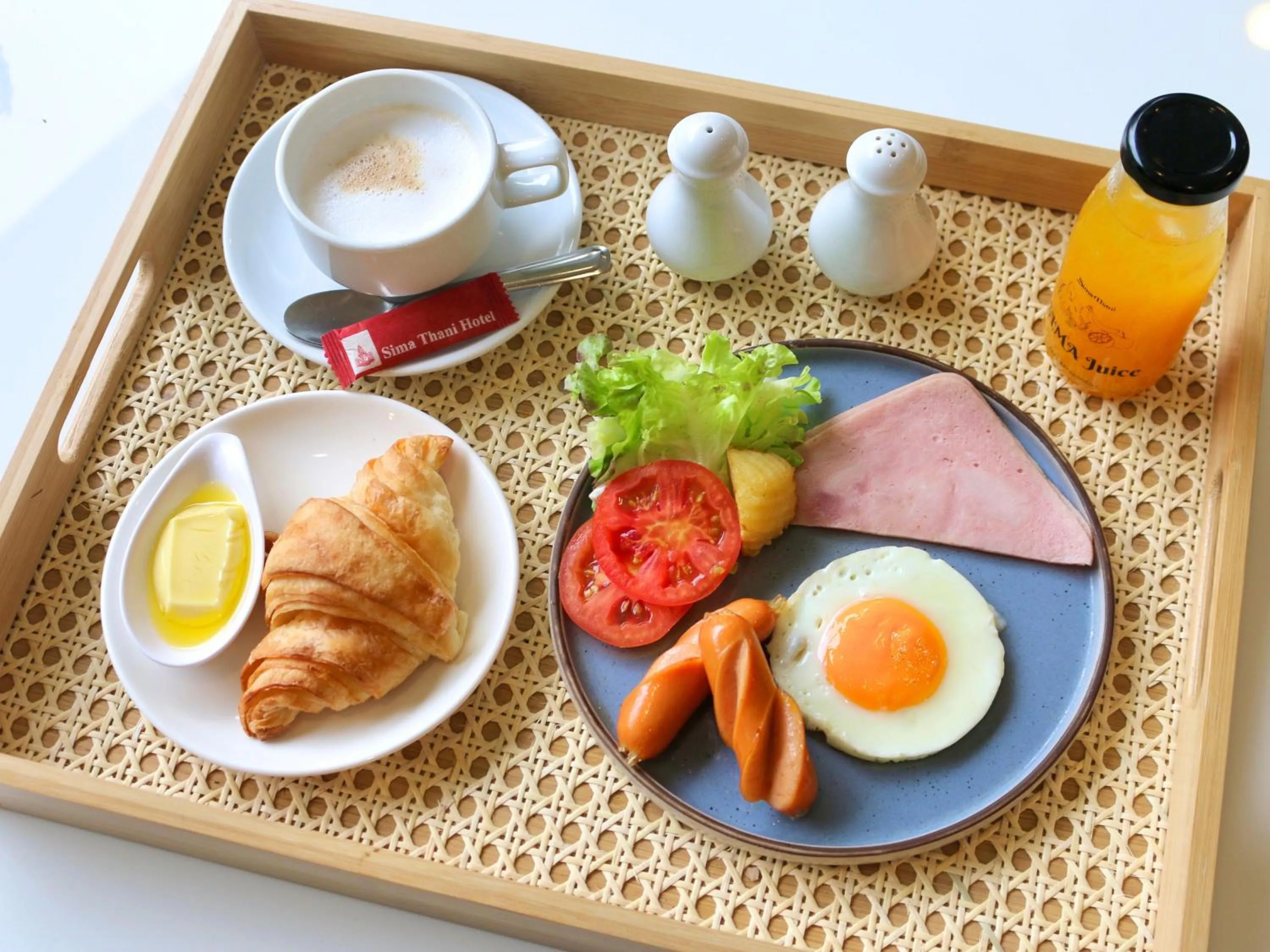 Buffet breakfast in Sima Thani Hotel