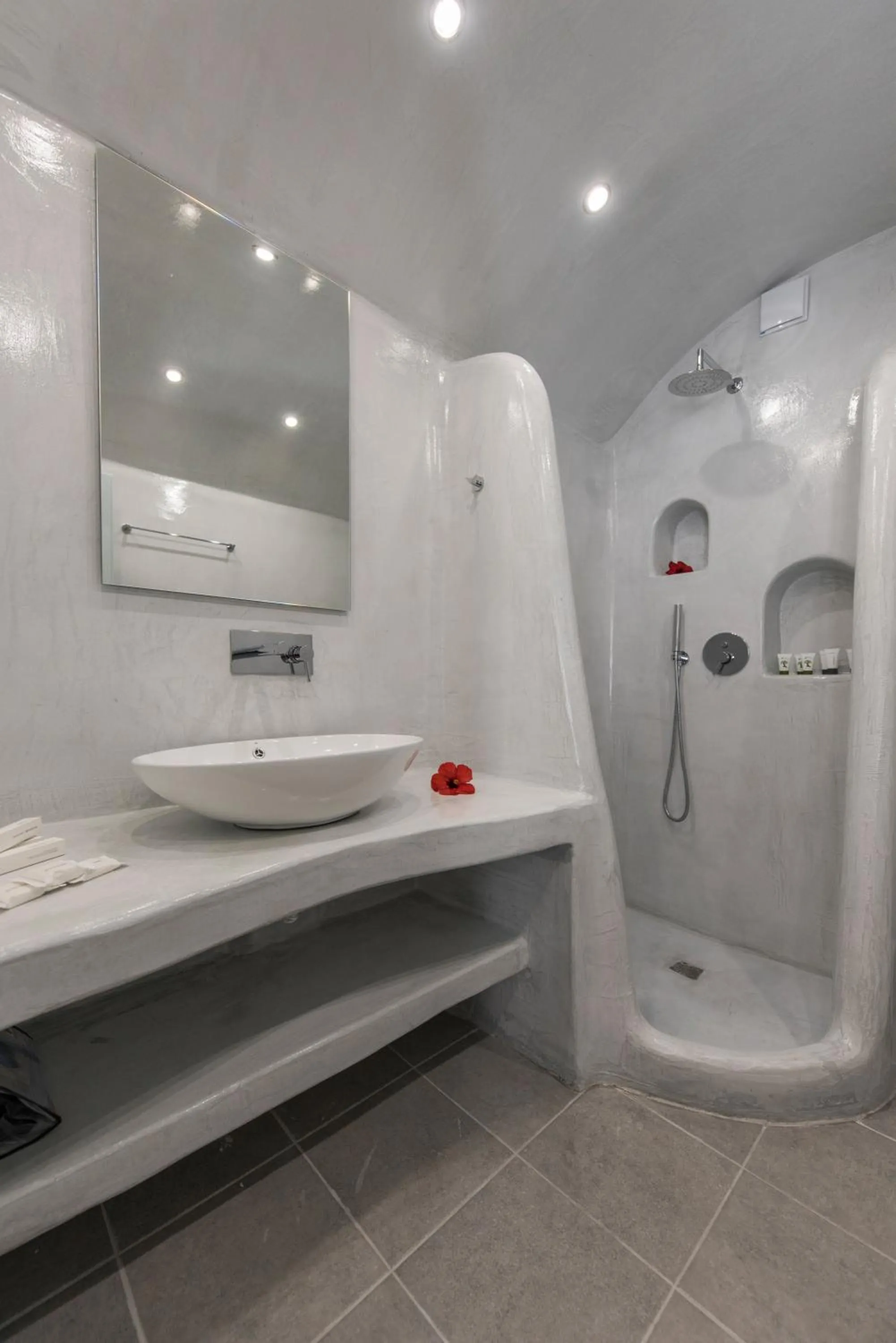 Shower in Secret Earth Villas - Santorini