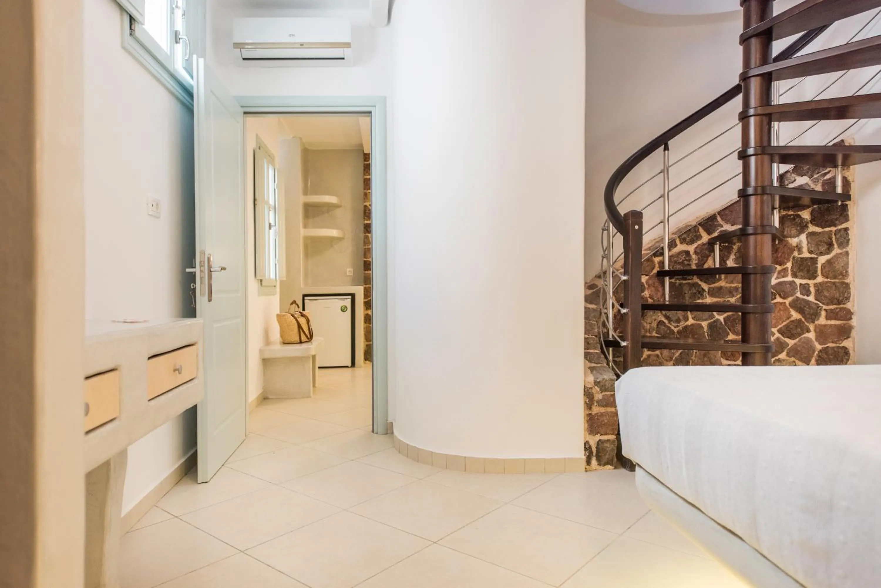 Bedroom in Secret Earth Villas - Santorini