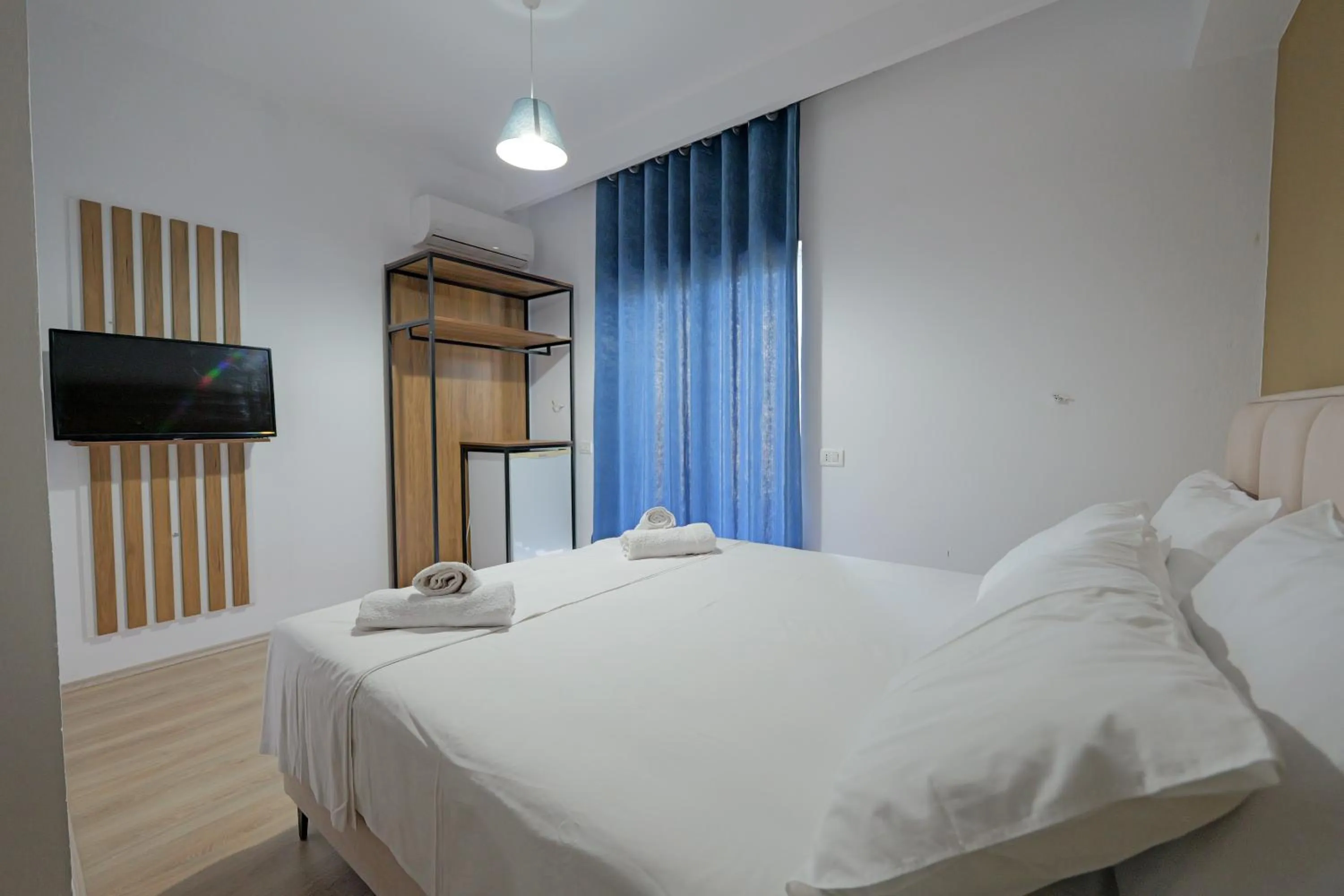 Bed in Hotel Holiday