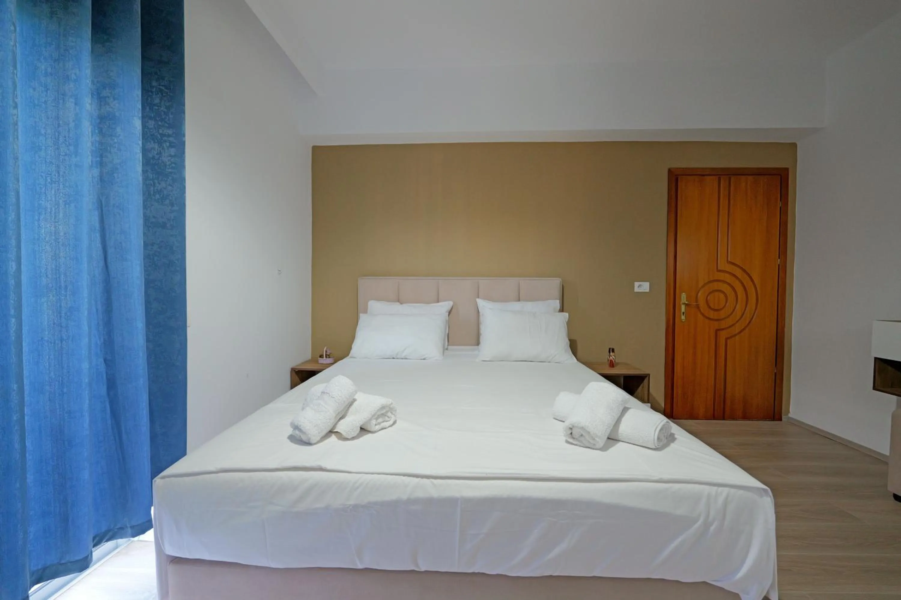 Bed in Hotel Holiday