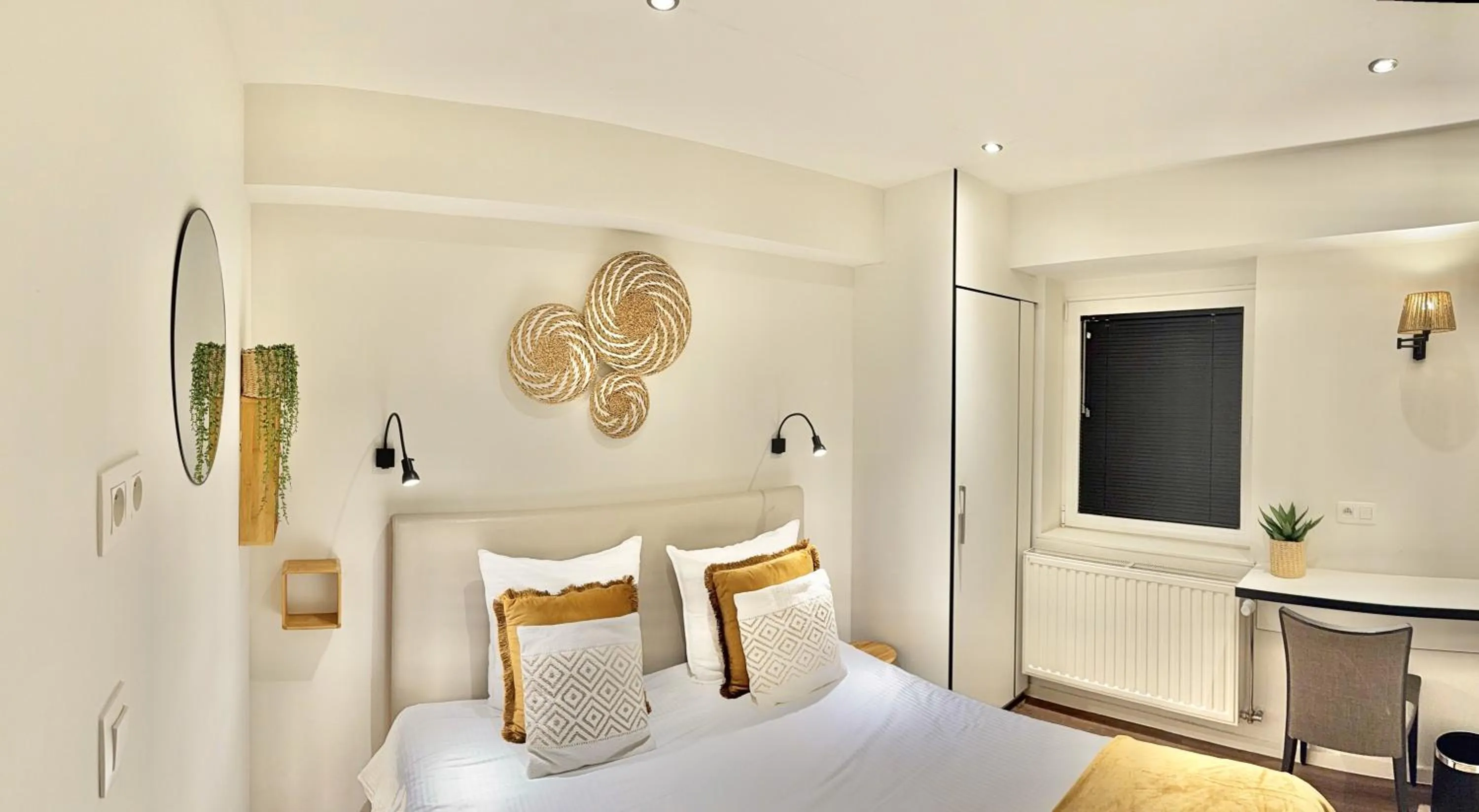 Photo of the whole room, Bed in Hotel & Apartments Bibois Leuven