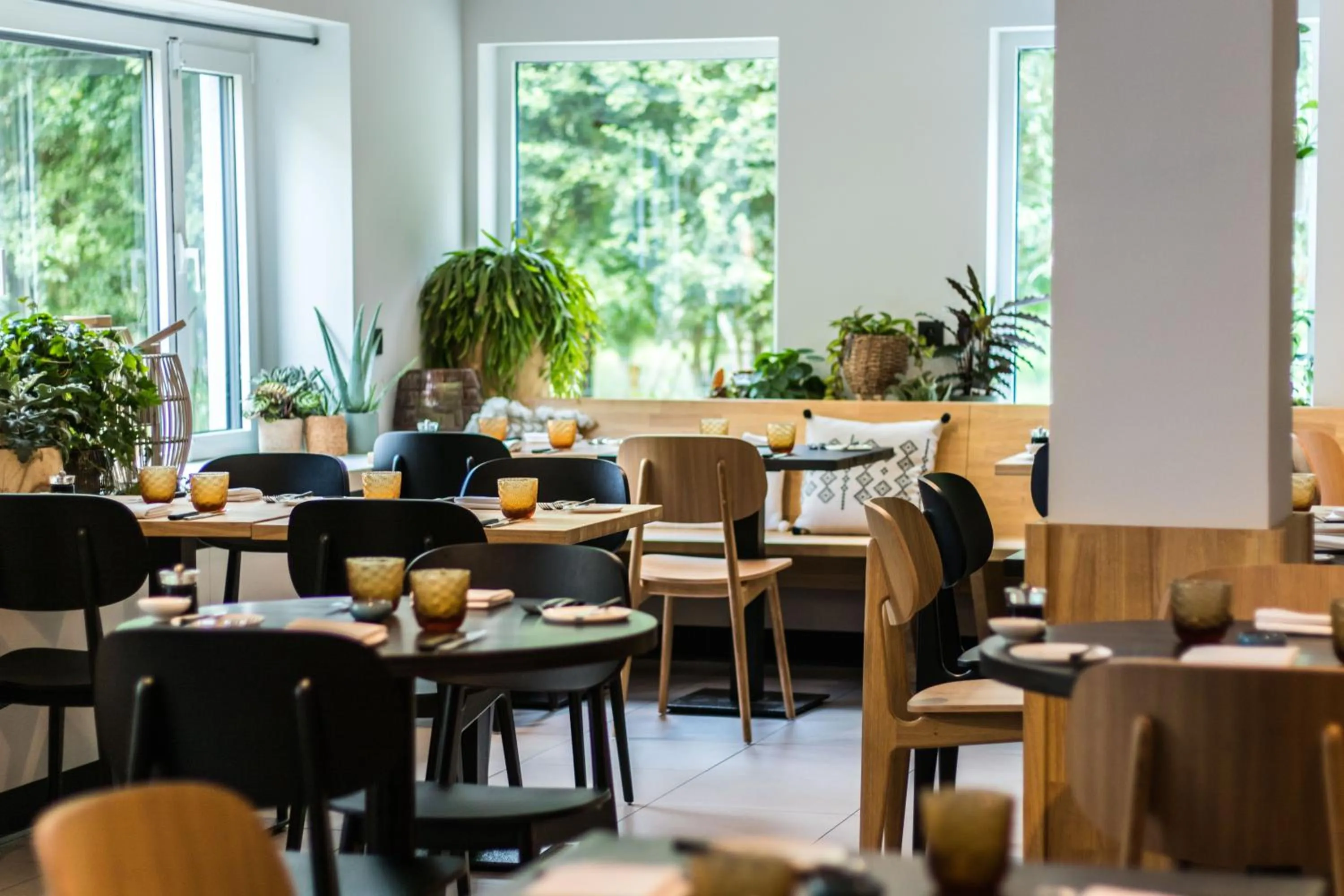 Restaurant/places to eat in Hotel & Apartments Bibois Leuven