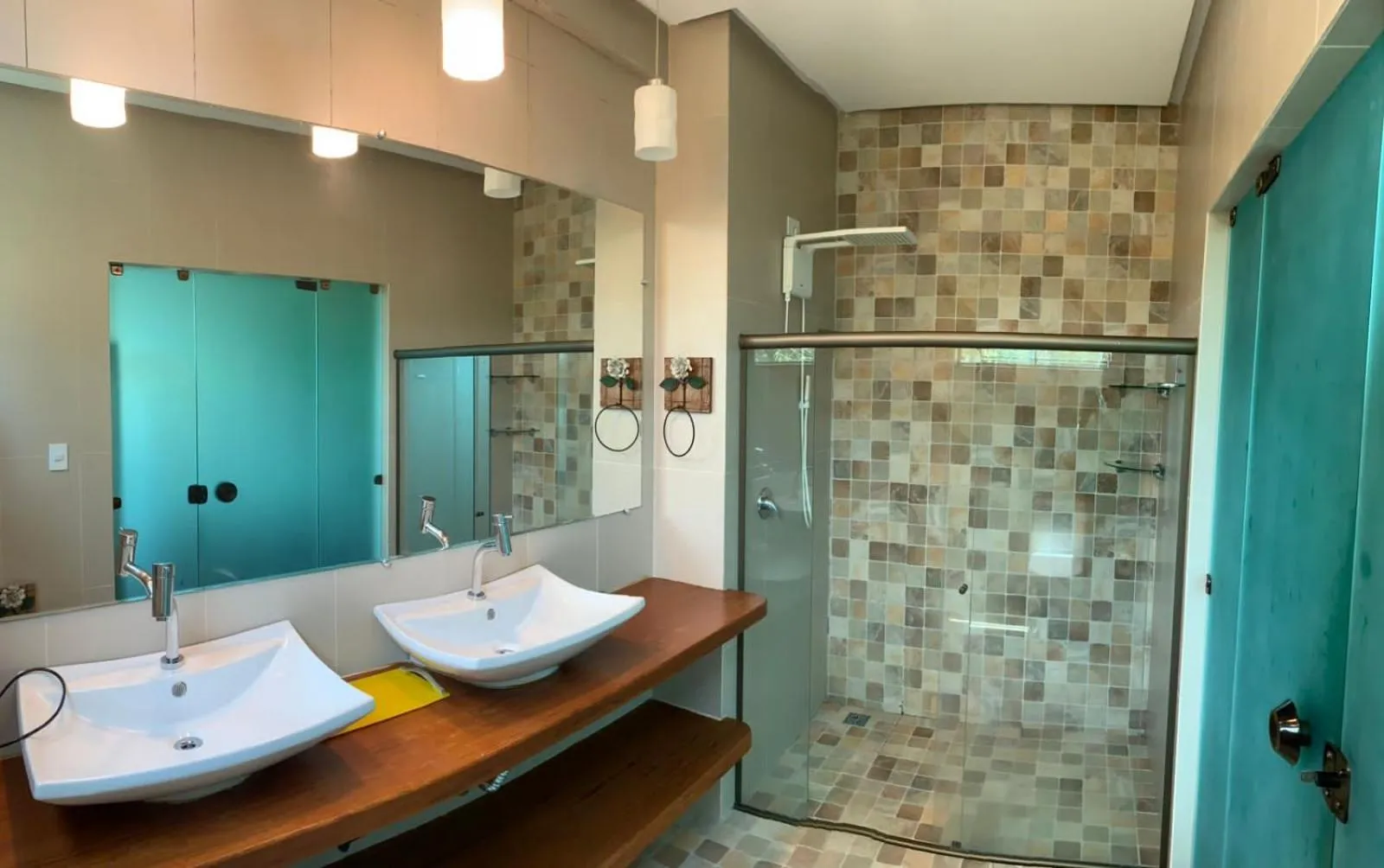 Shower in Pousada Vie