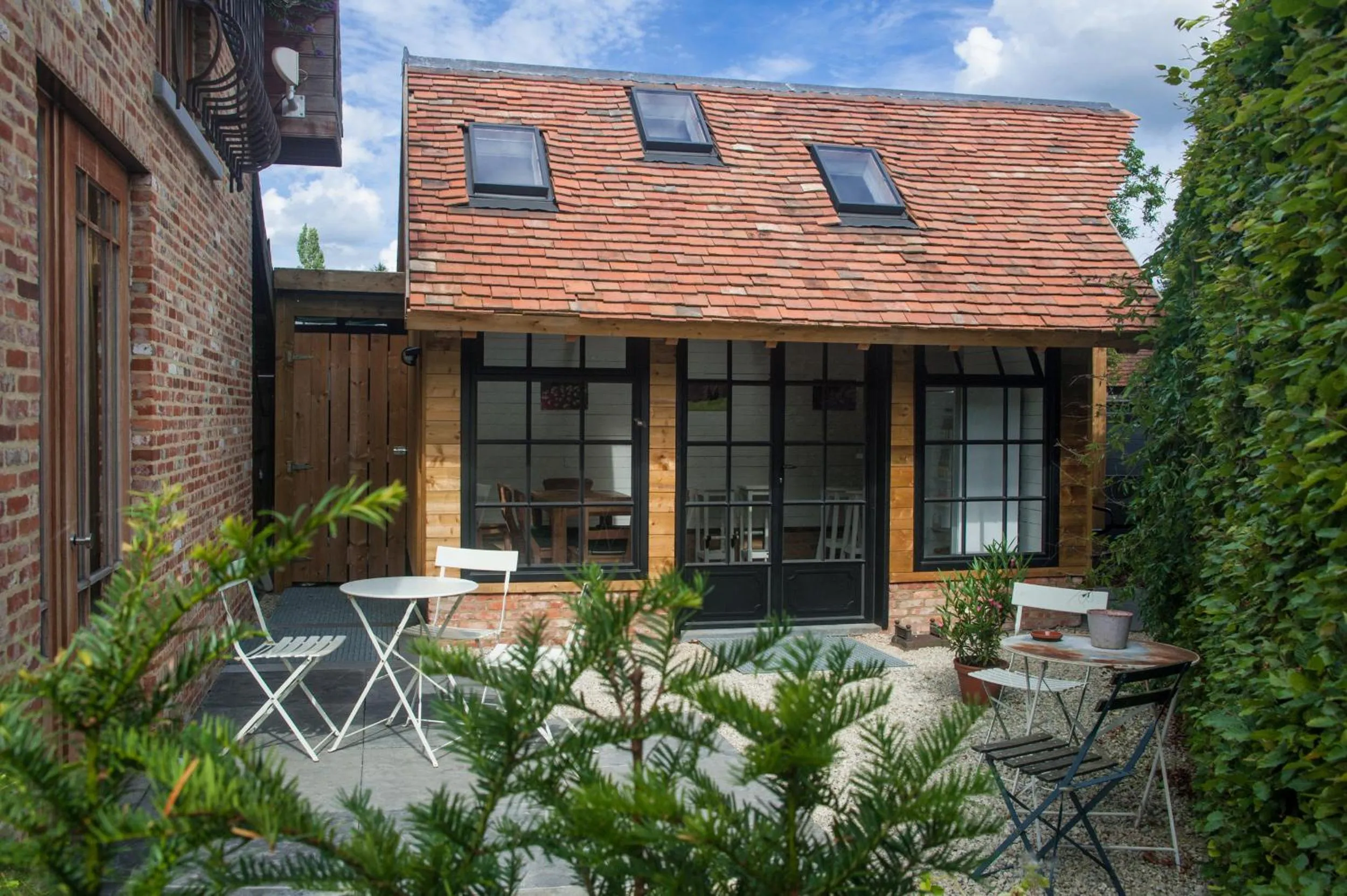 Alcoholic drinks in B&B Gielse Garden