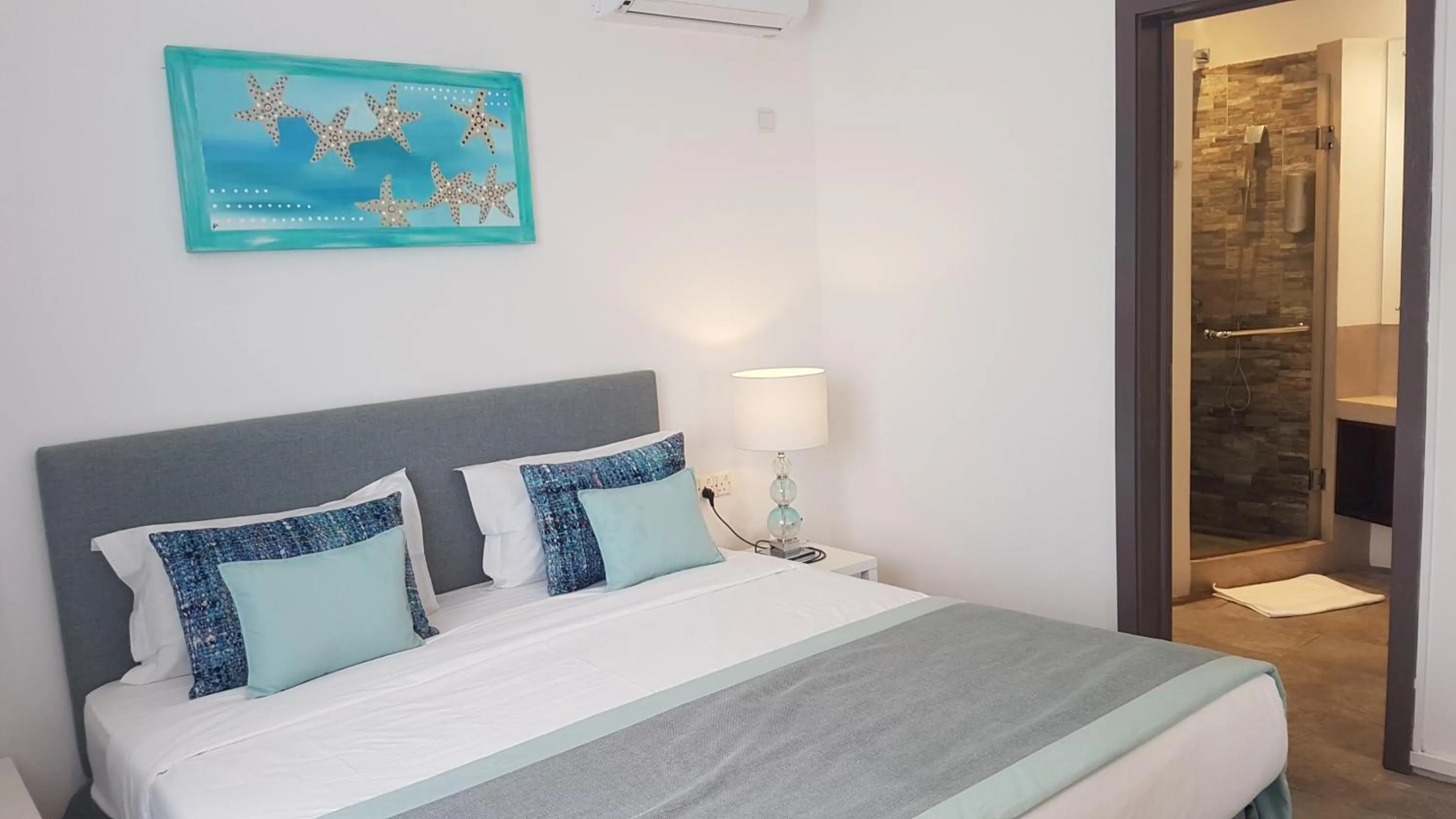 Bed in La Mariposa Mauritius