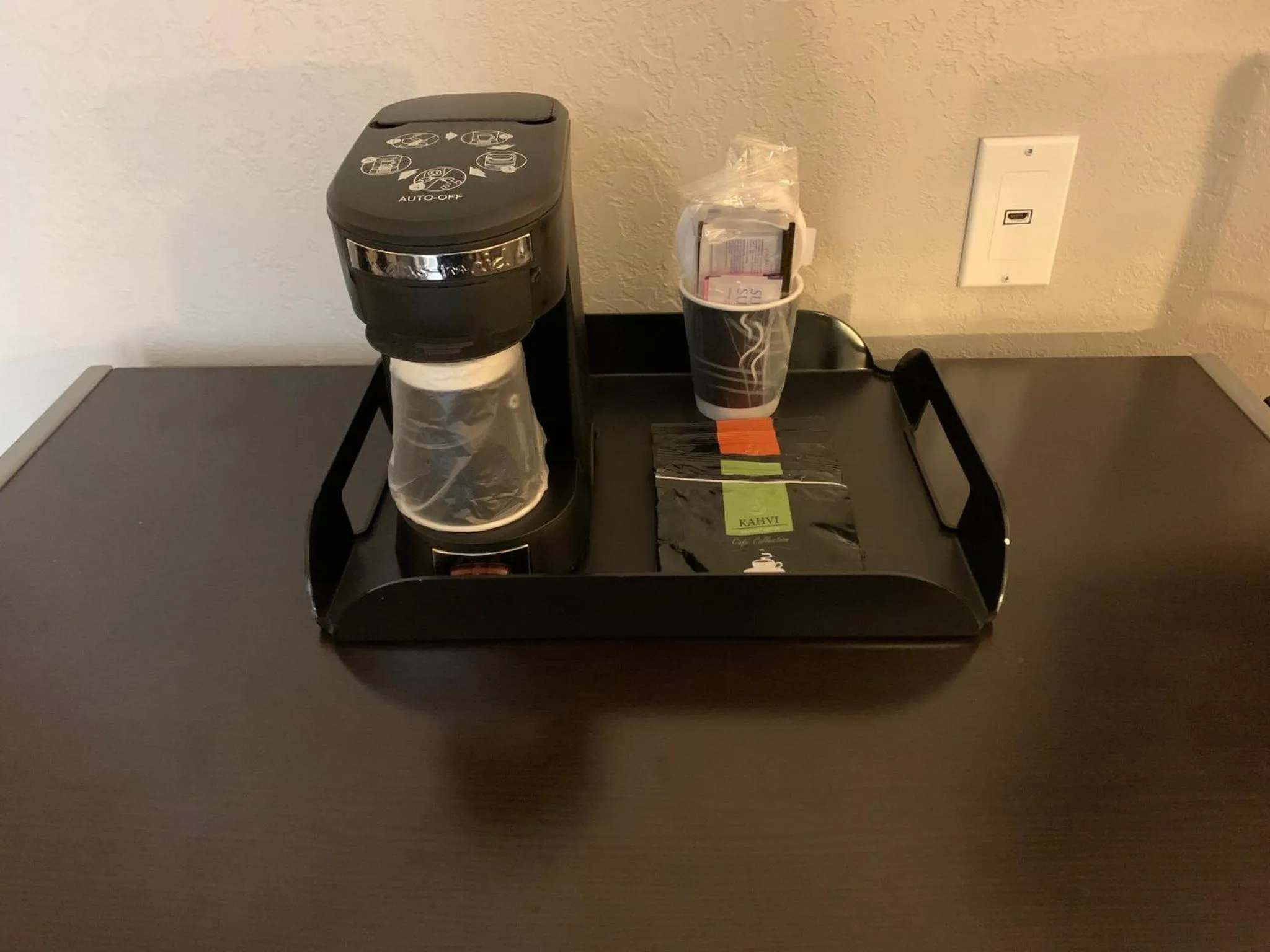 Photo of the whole room in Red Roof Inn Copiague