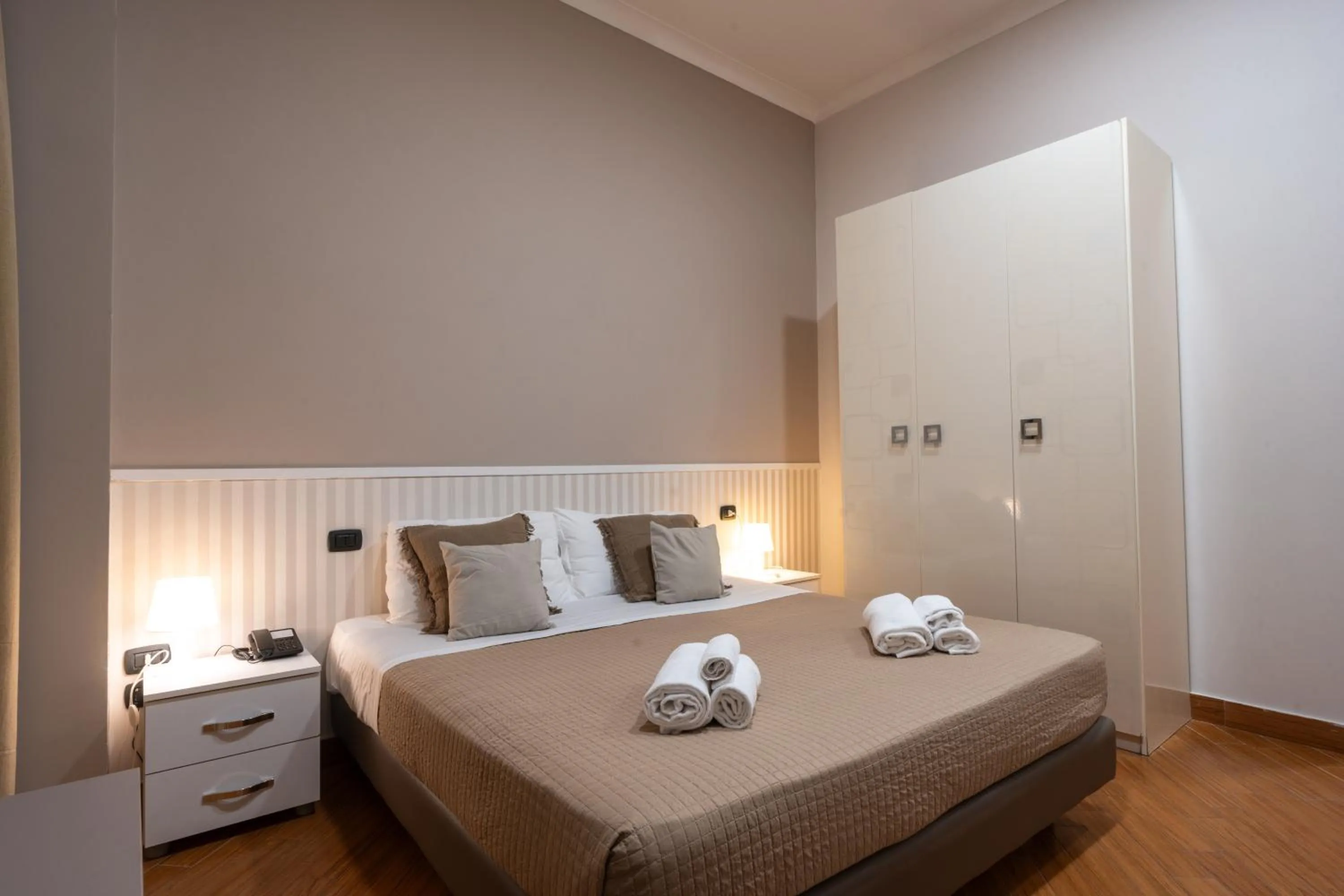 Bed in Hotel Diamond