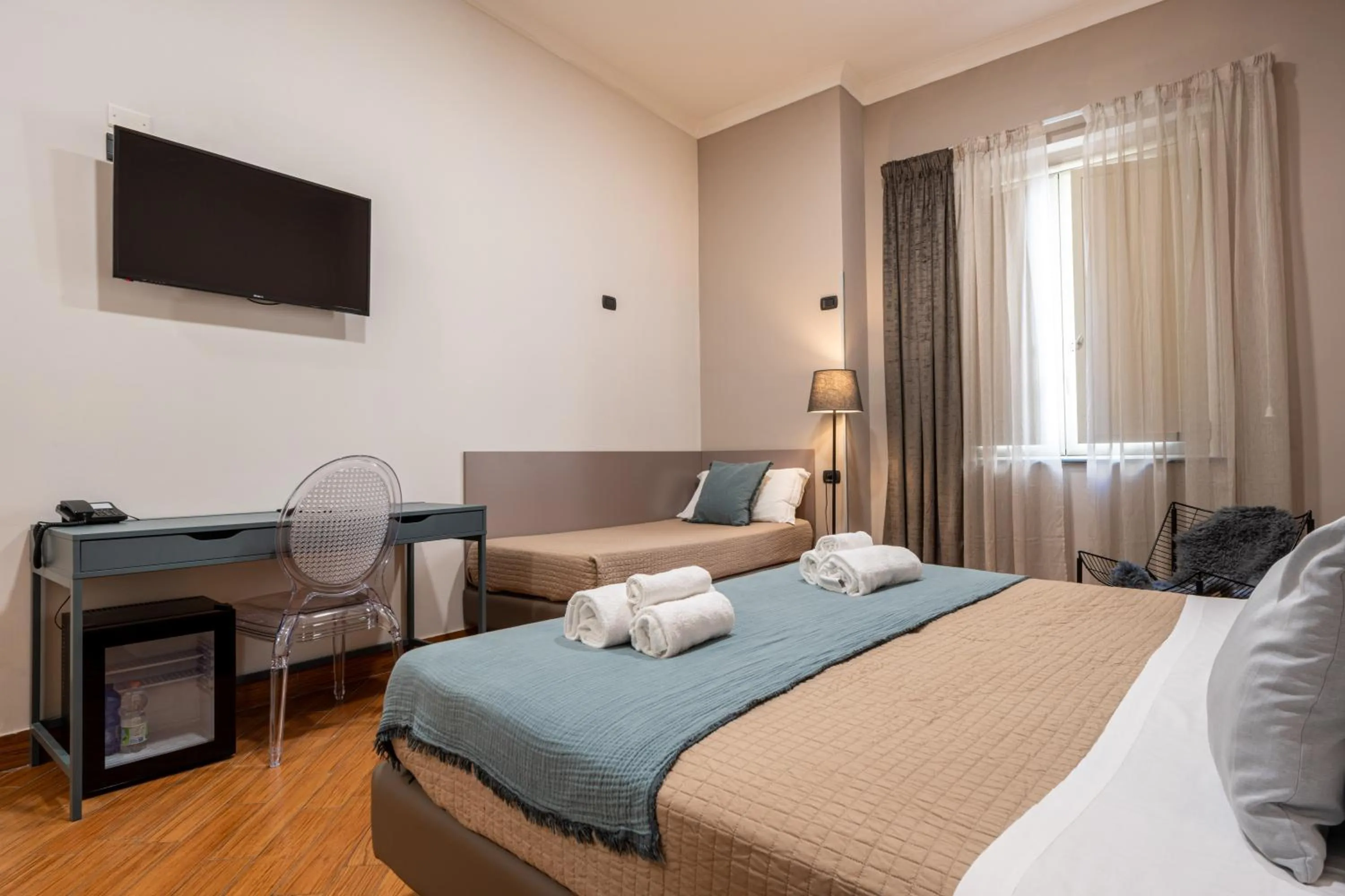 Bed in Hotel Diamond