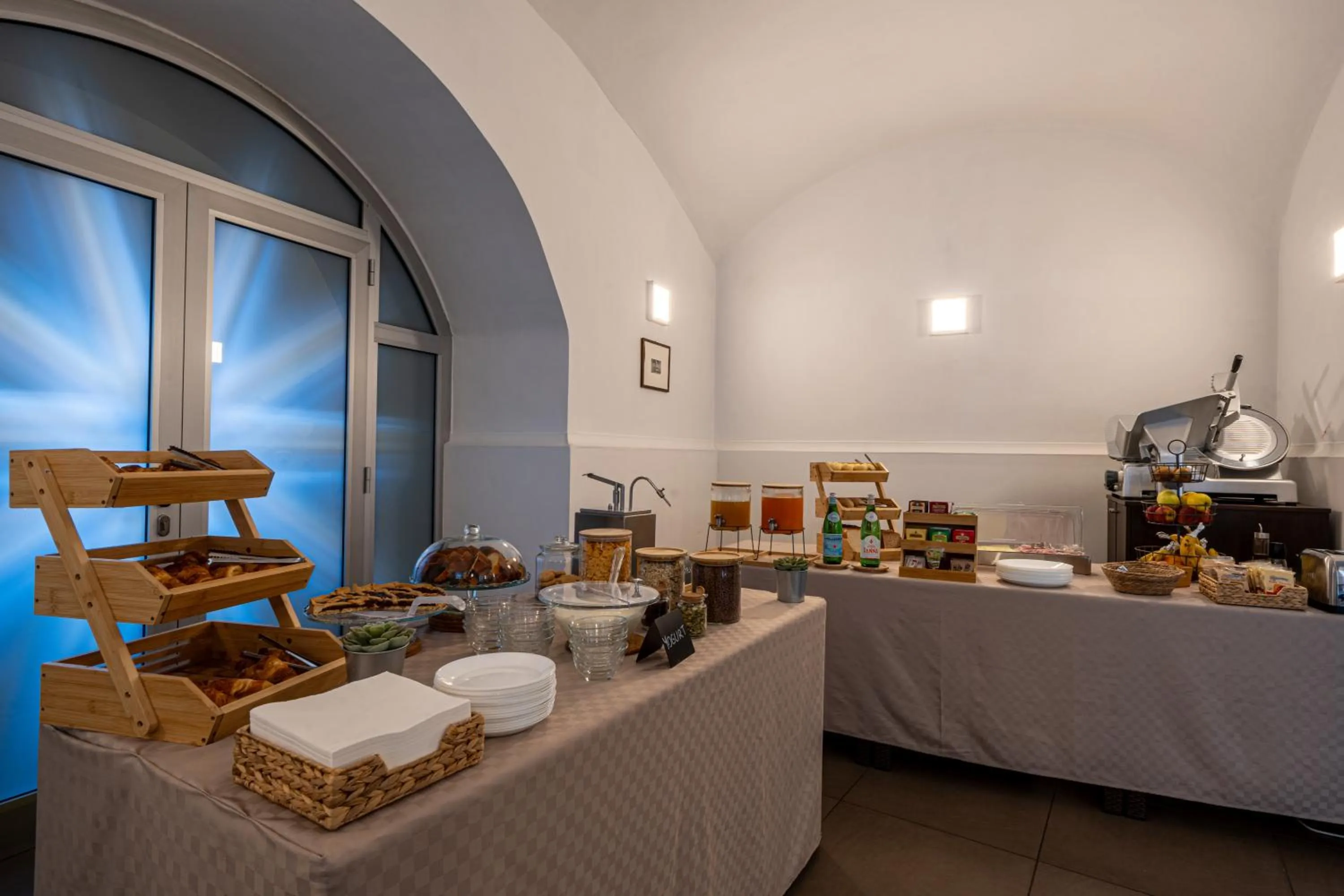 Breakfast in Hotel Diamond