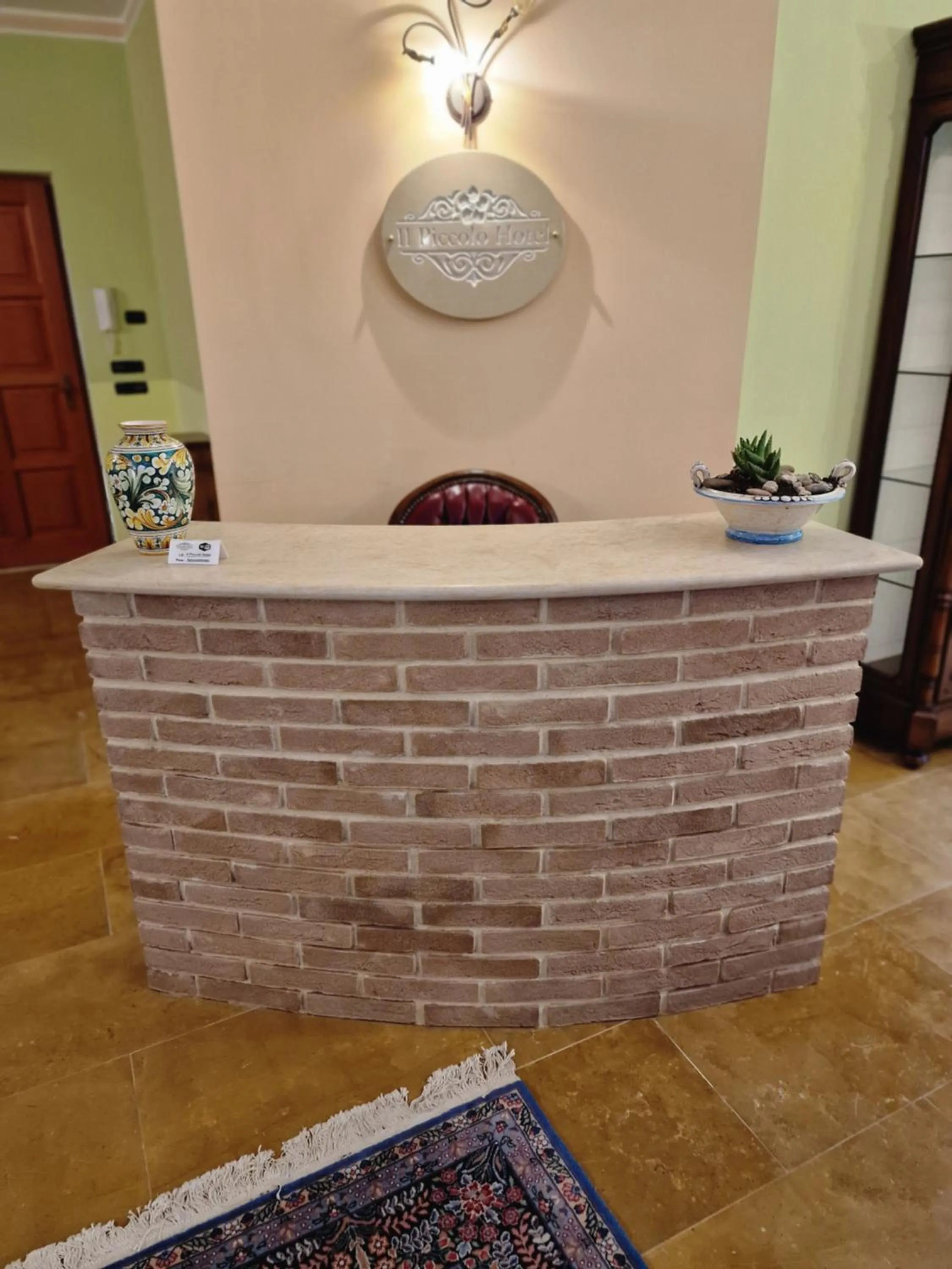 Lobby or reception in Il Piccolo Hotel