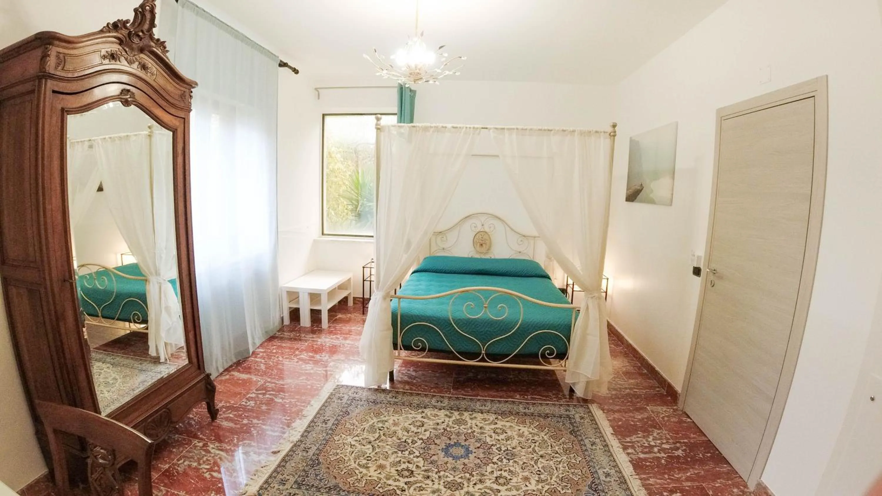 Bed in Il Piccolo Hotel