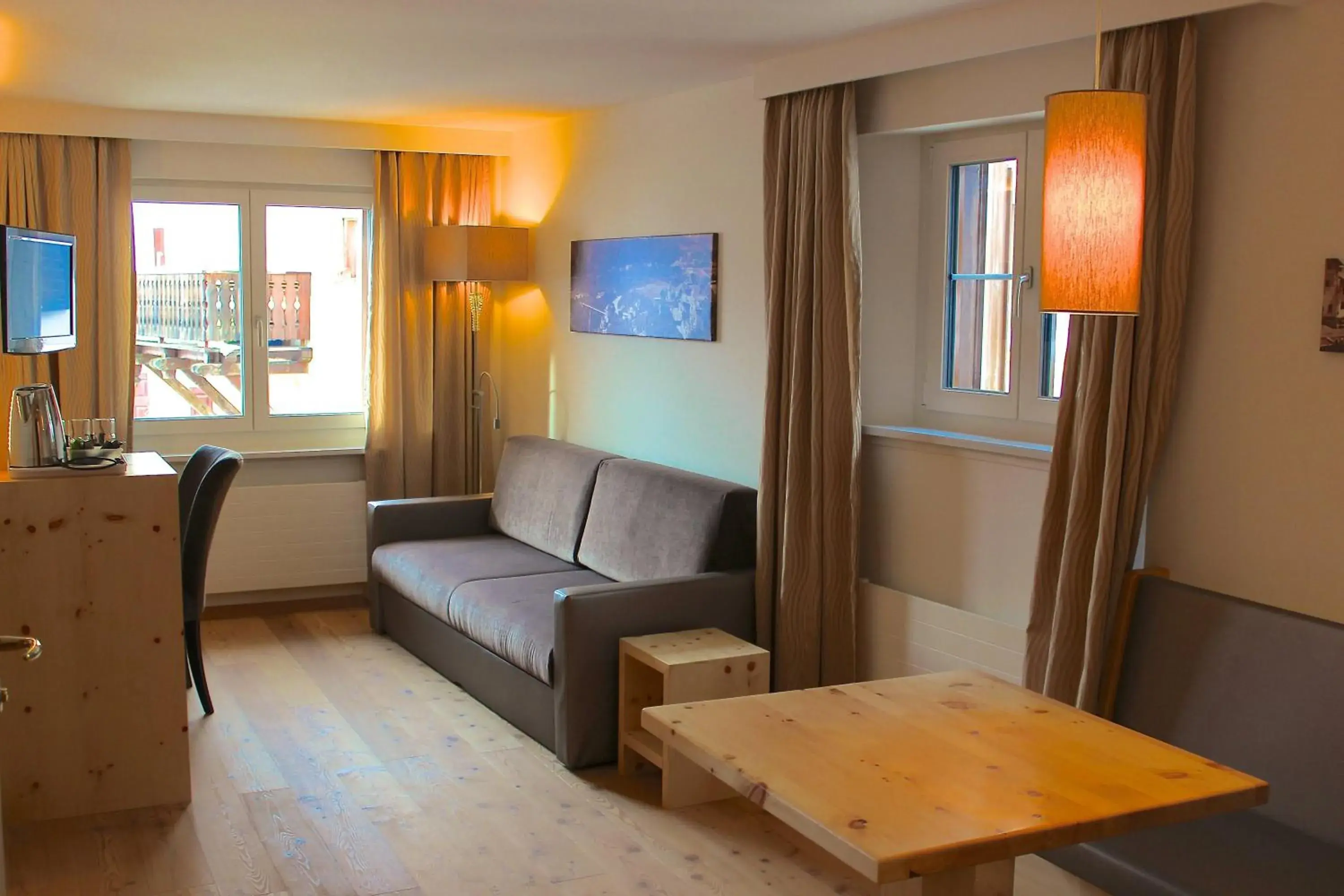 Suite - single occupancy in Hotel Conrad Suite - single occupancy in Hotel Conrad