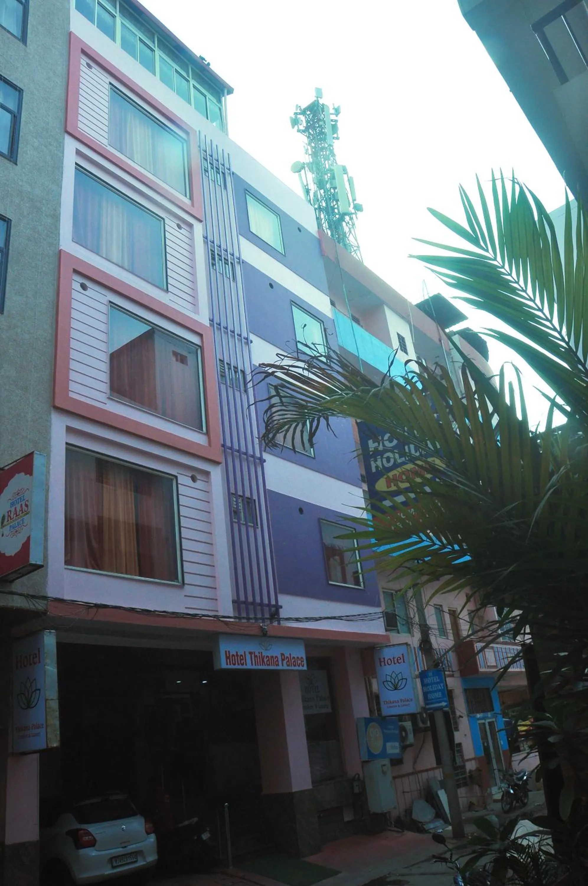 Property building in Hotel Thikana Palace