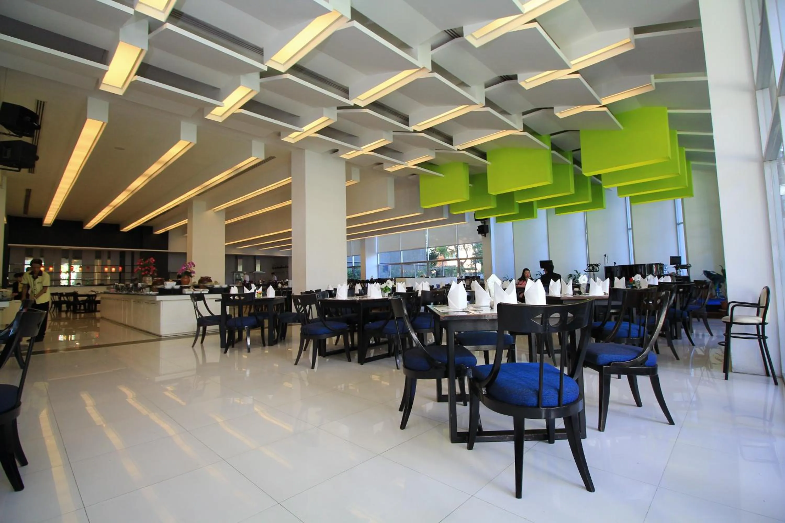 Restaurant/places to eat in Chiang Mai Hill Hotel